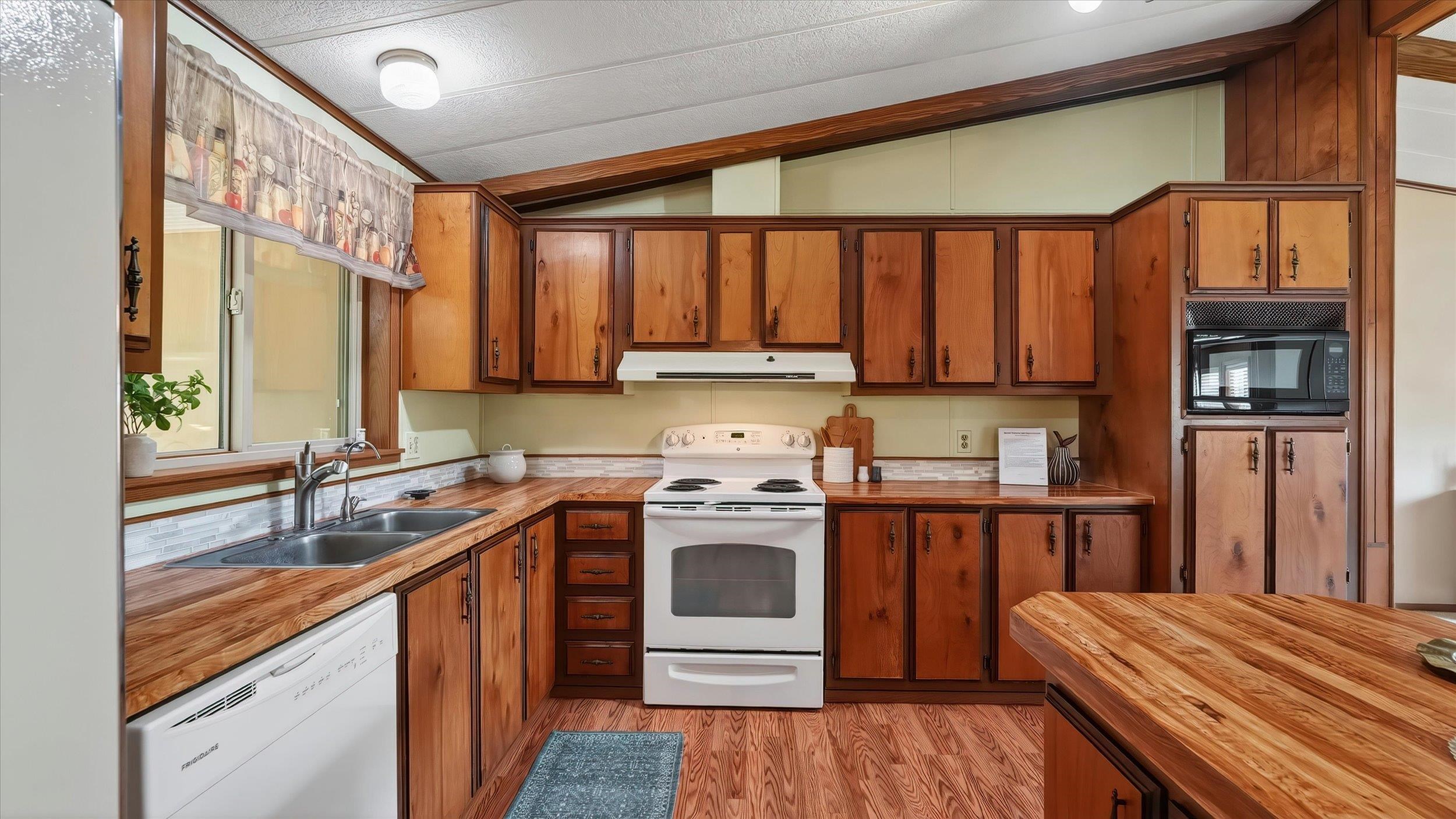 21916 W Mallard Bay Ln - Photo 17