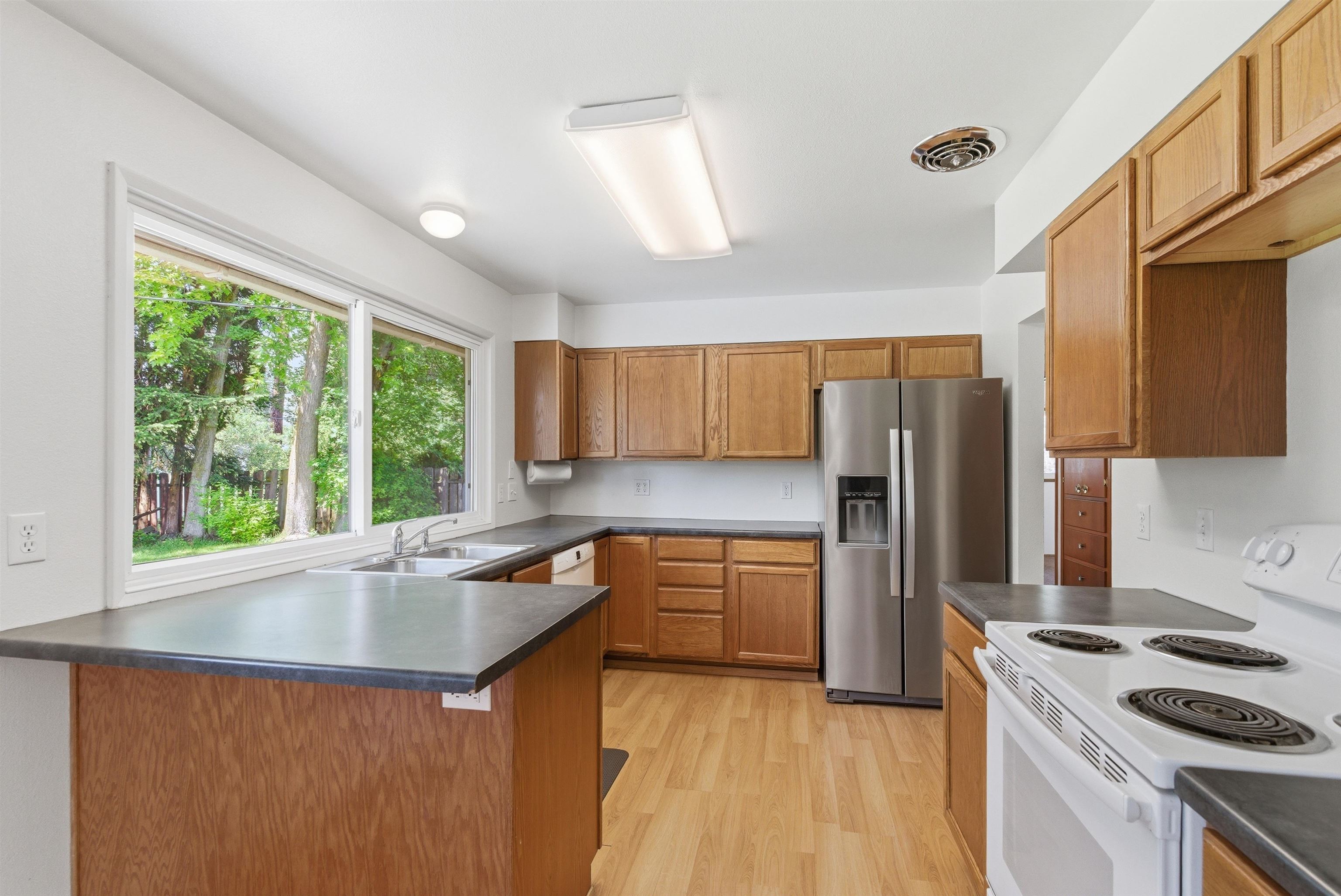 9415 N ATLANTIC St - Photo 10