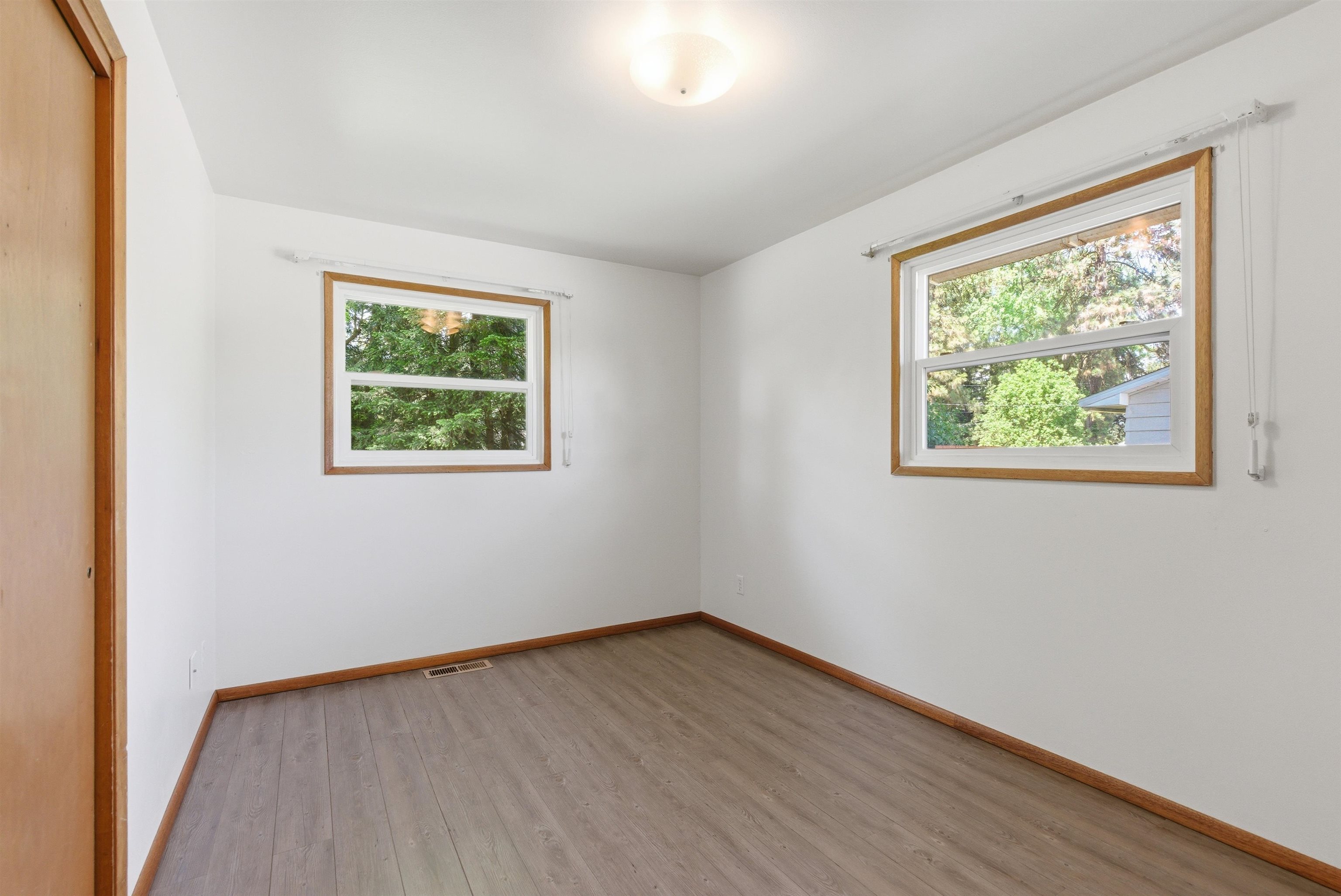 9415 N ATLANTIC St - Photo 21