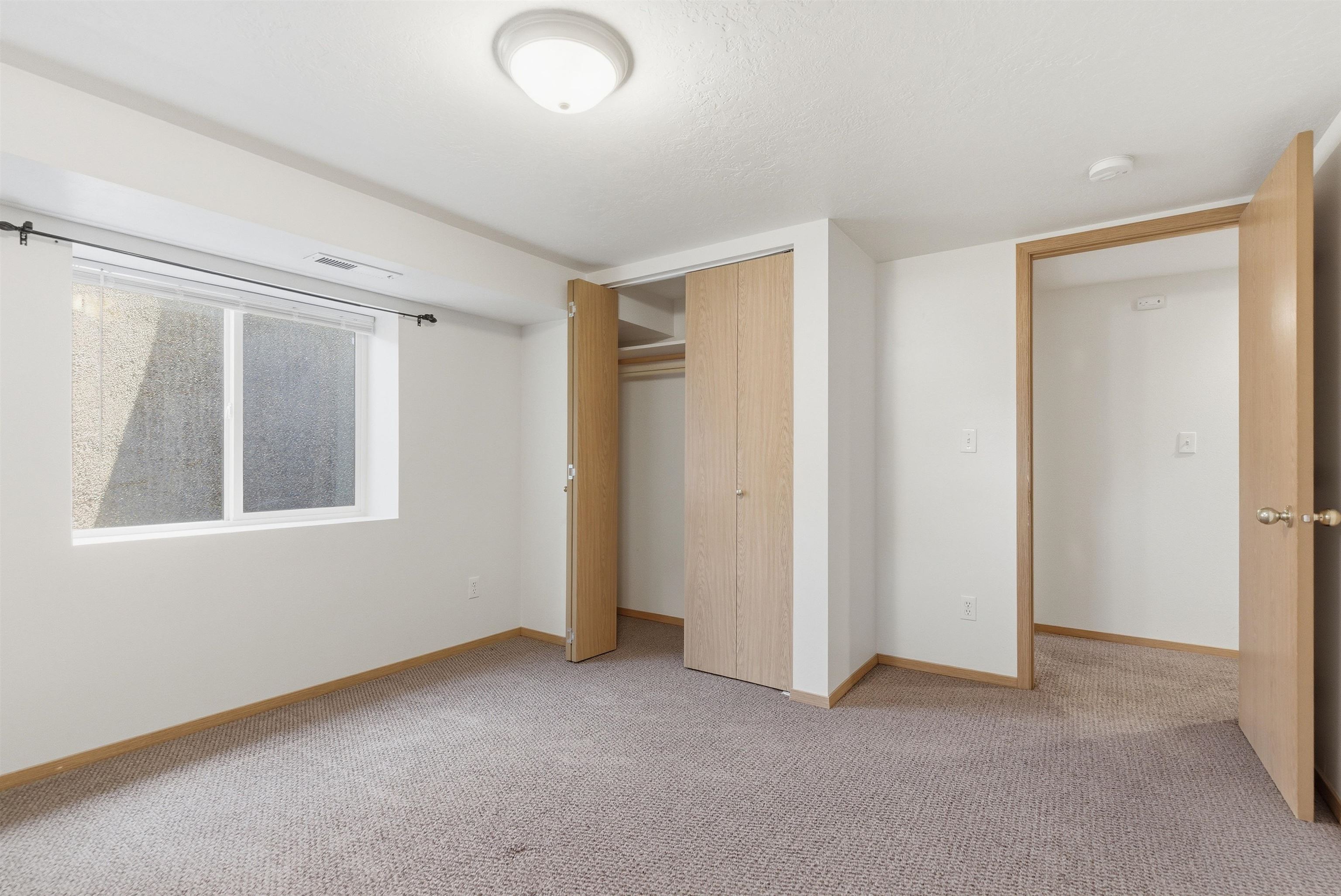 9415 N ATLANTIC St - Photo 32