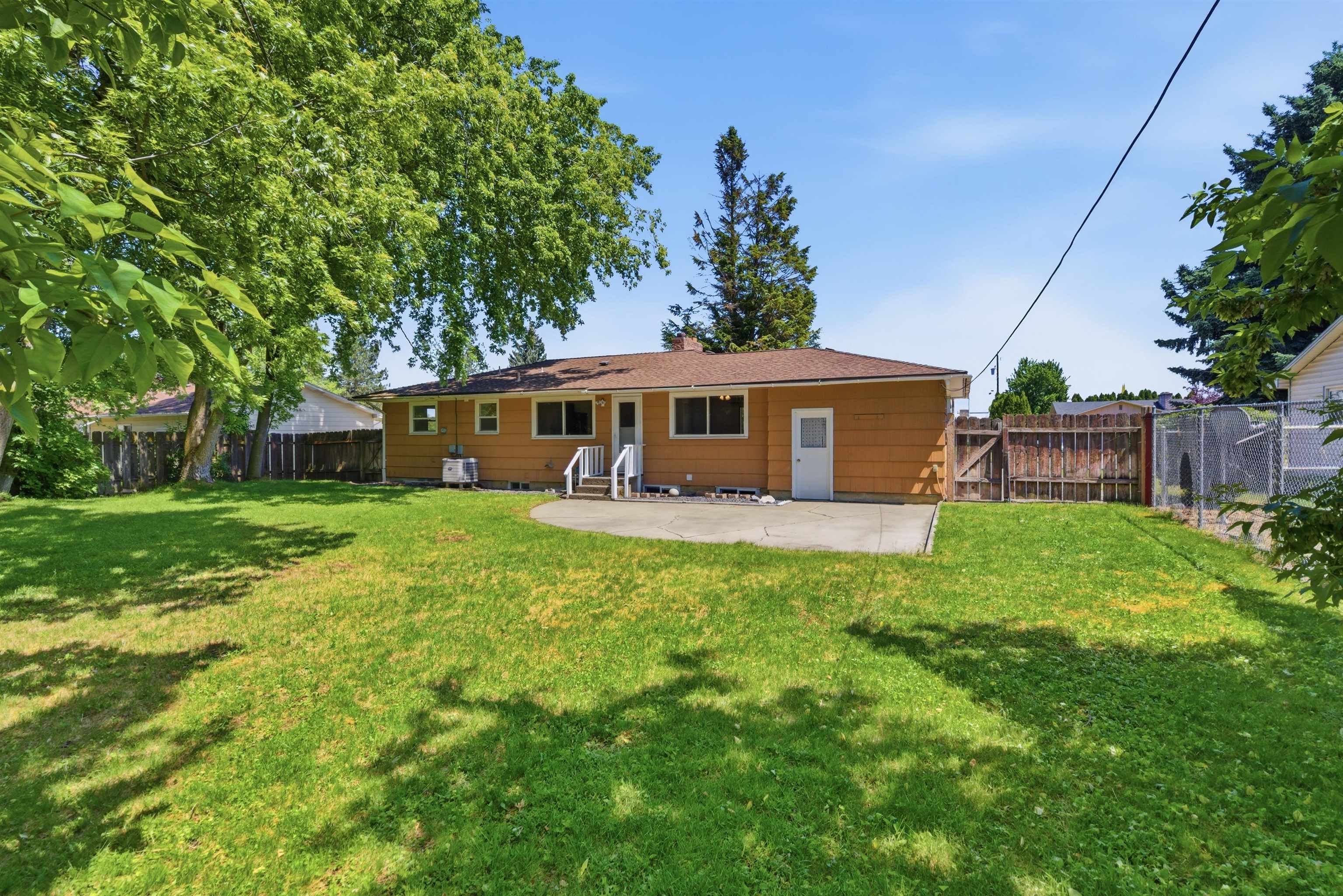 9415 N ATLANTIC St - Photo 39