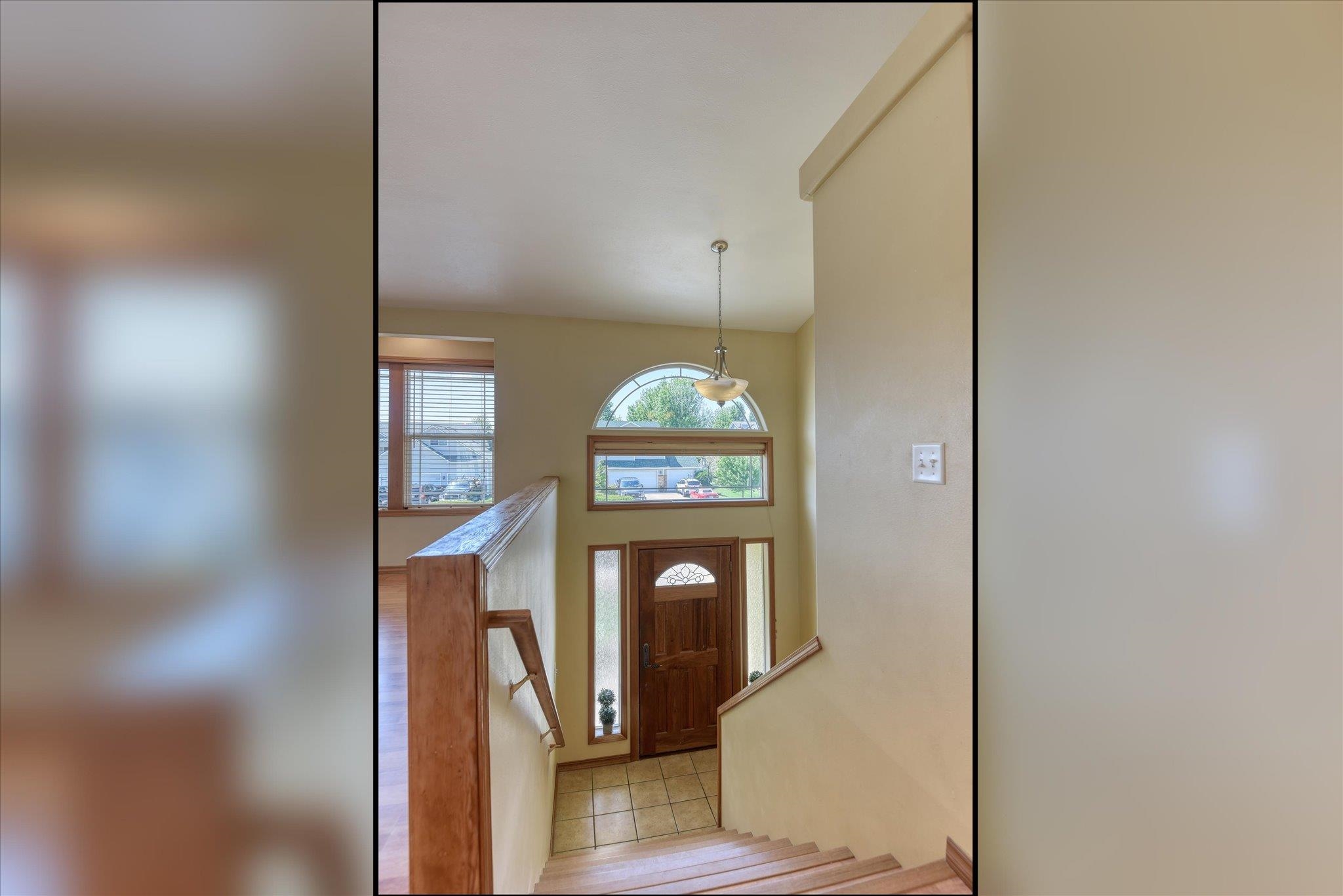 9012 N Ash St - Photo 4