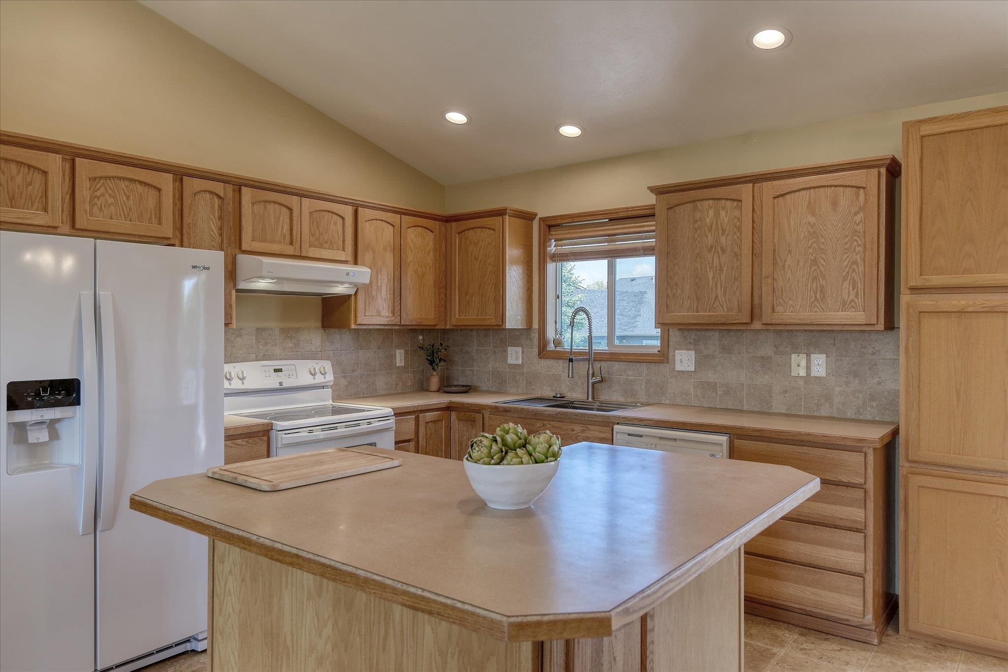 9012 N Ash St - Photo 10