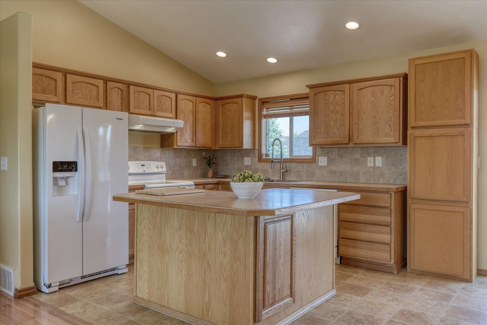 9012 N Ash St - Photo 11