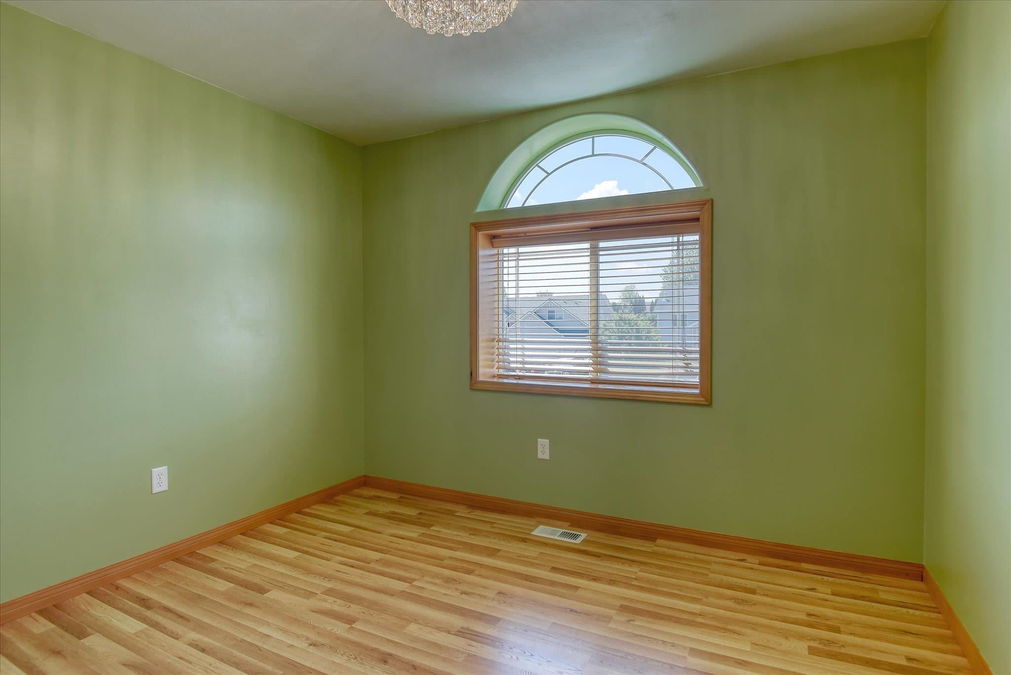 9012 N Ash St - Photo 22
