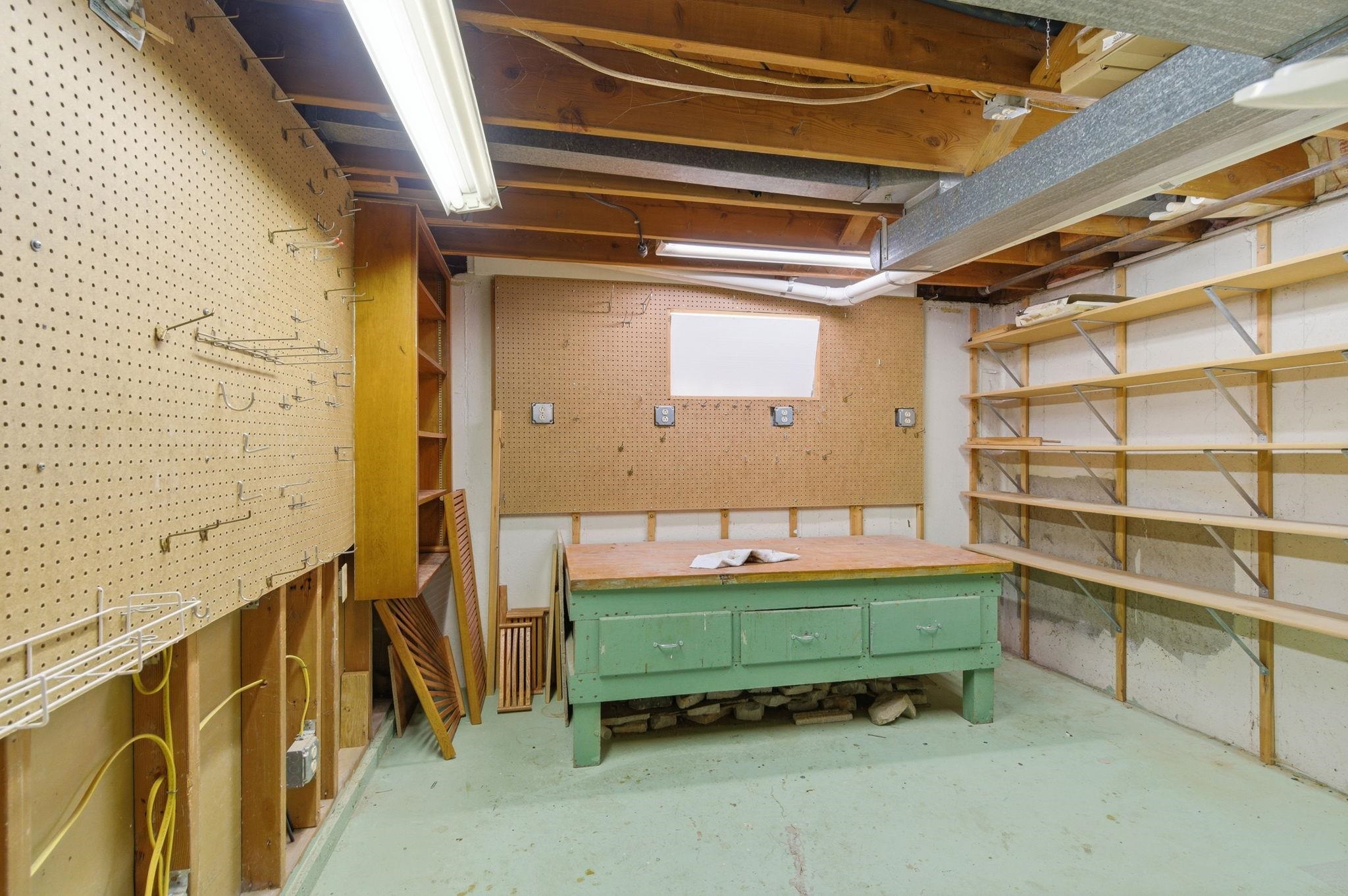 505 S Vercler Rd - Photo 32