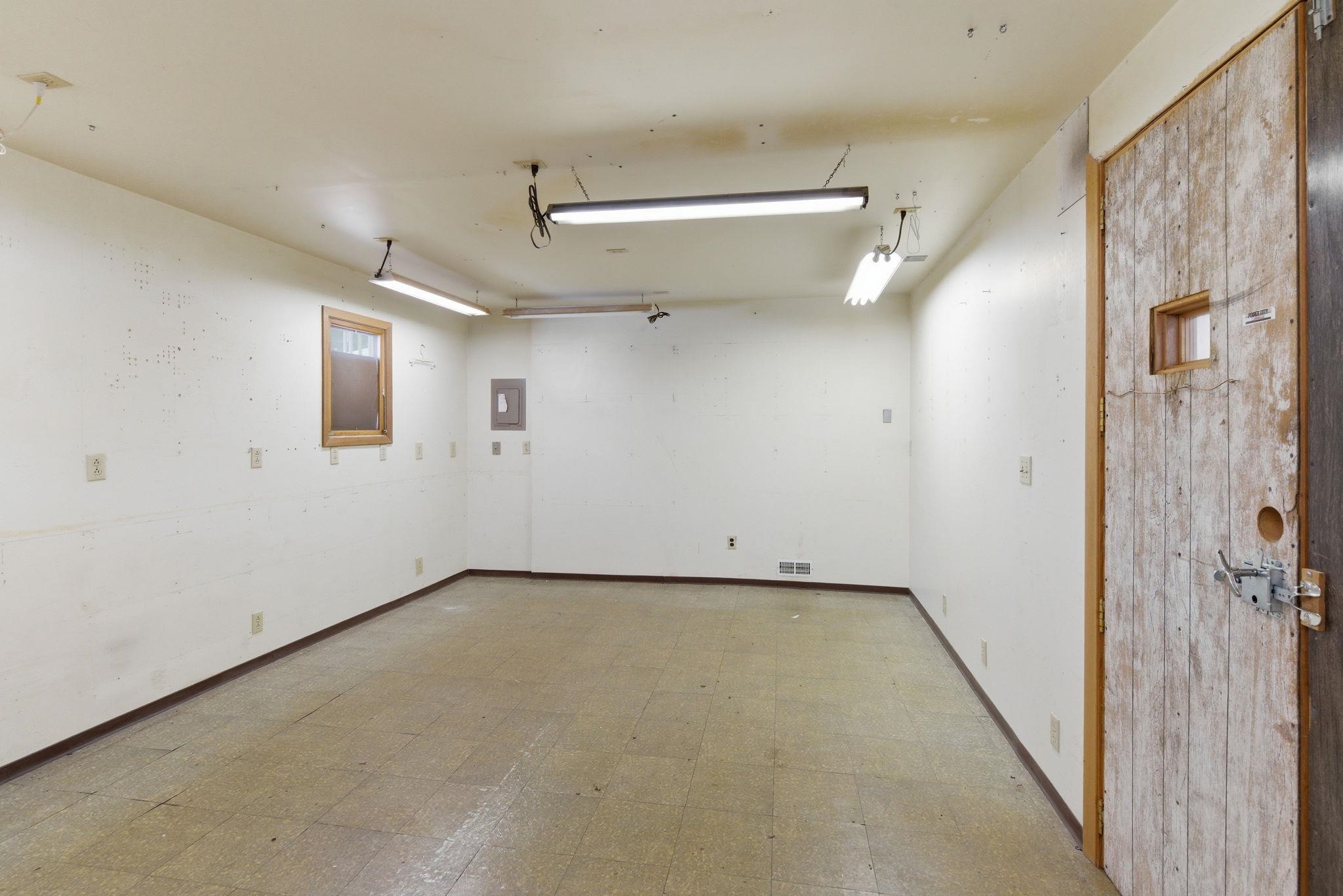 505 S Vercler Rd - Photo 48