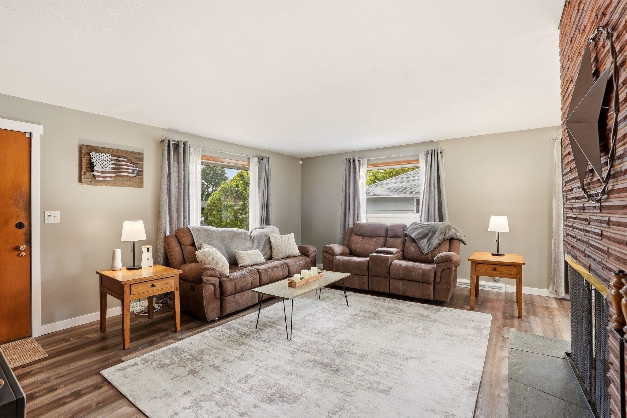 1115 N Balfour Ct - Photo 4