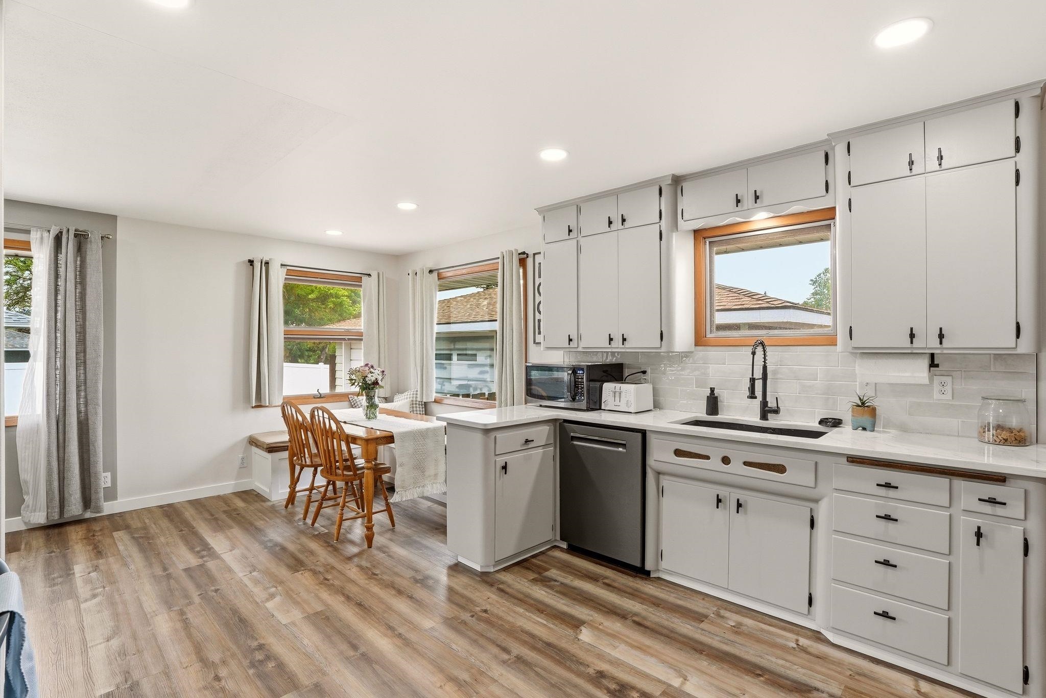 1115 N Balfour Ct - Photo 14