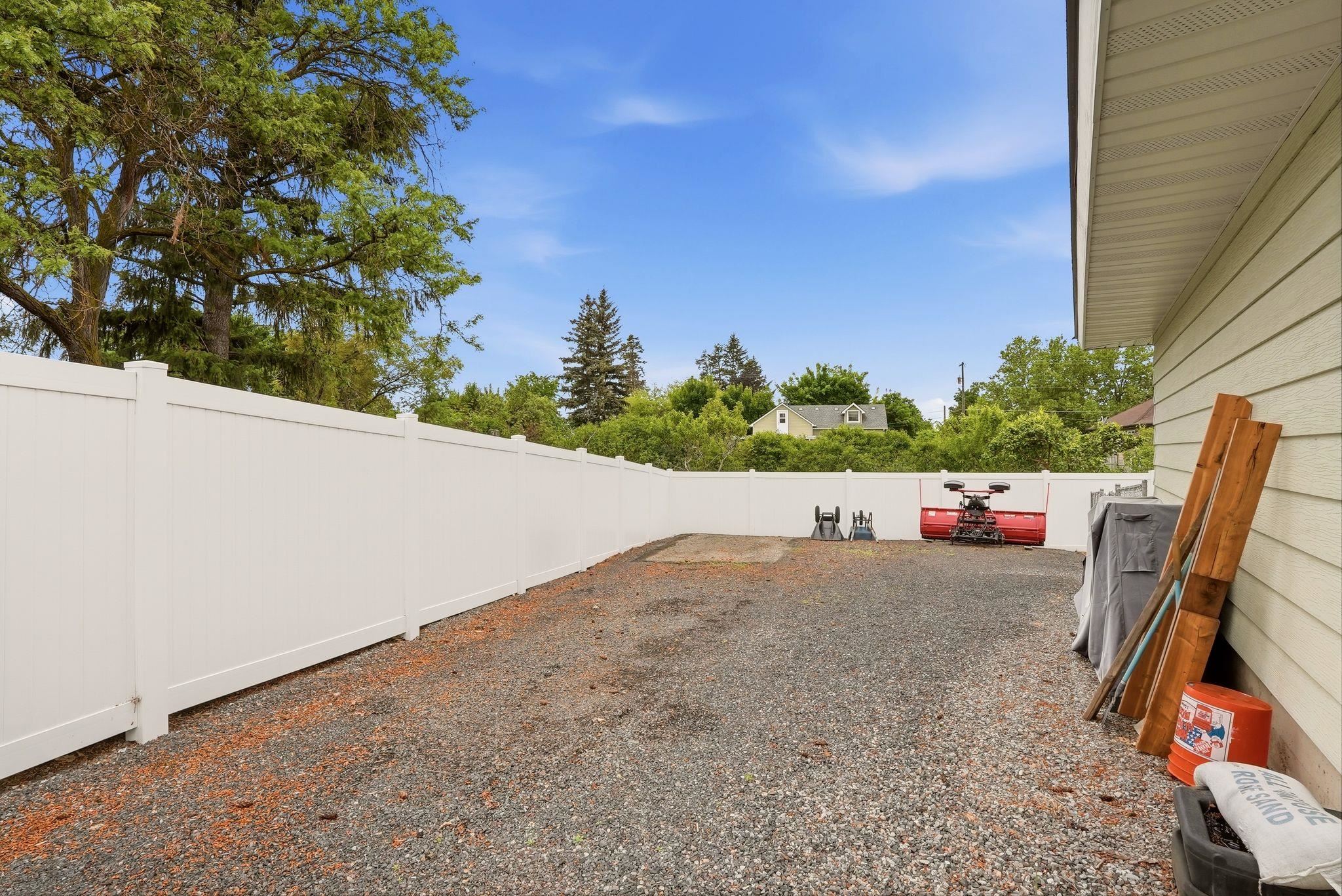 1115 N Balfour Ct - Photo 40