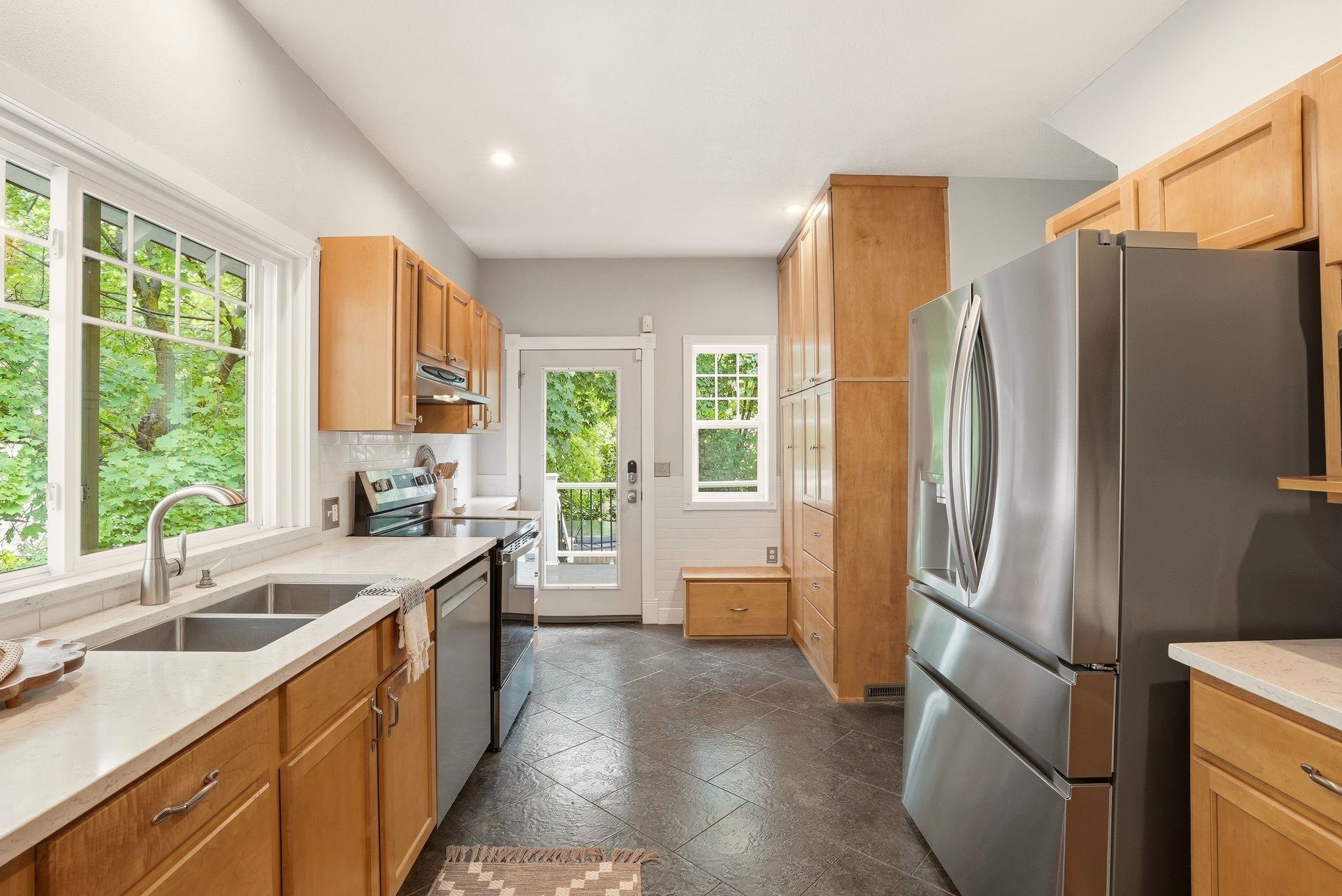 214 W 14th Ave - Photo 16