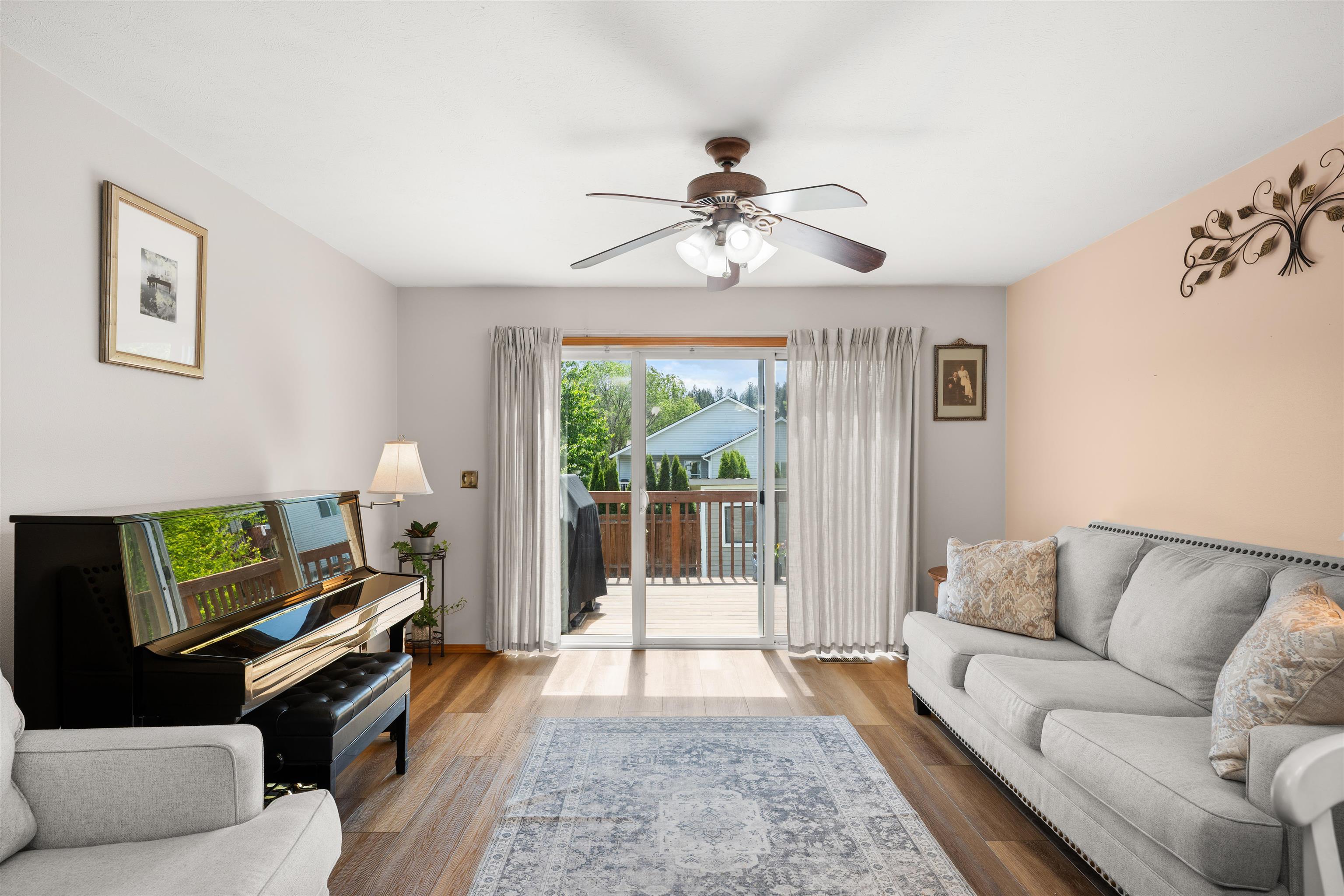 4612 E 13th Ave - Photo 3
