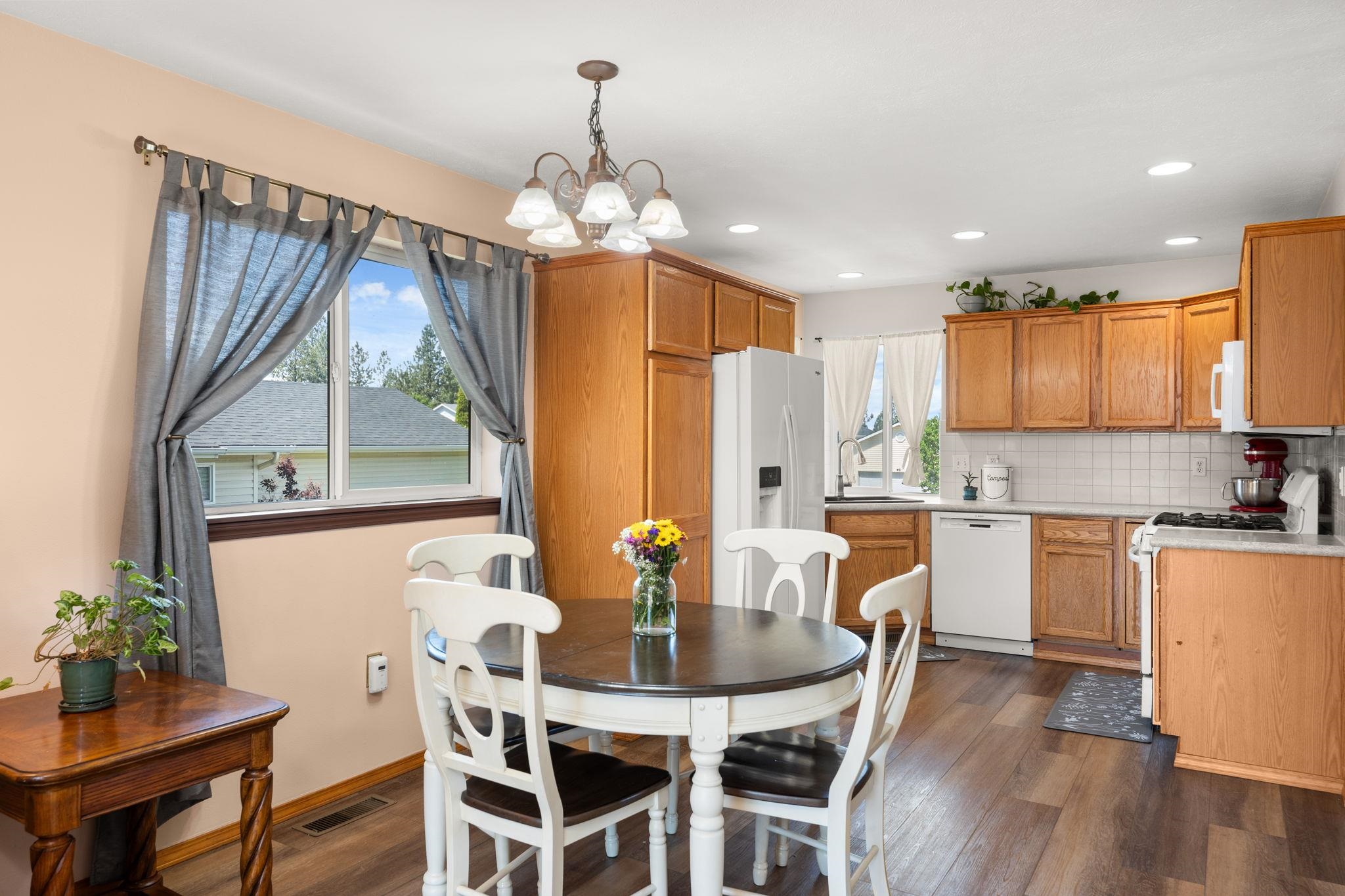 4612 E 13th Ave - Photo 10
