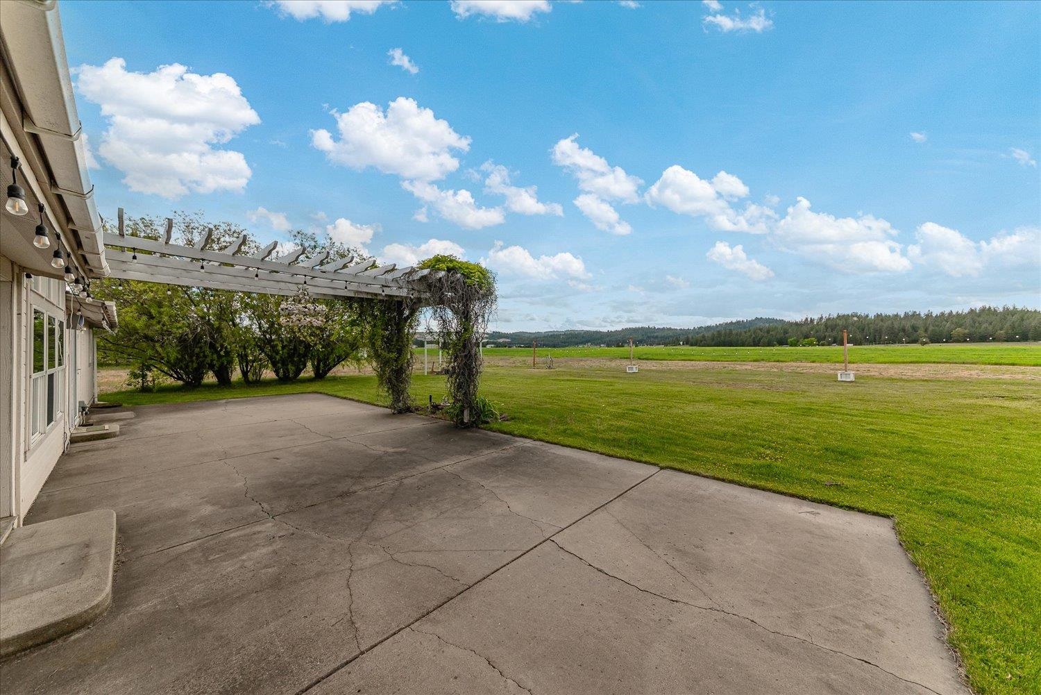 20211 N Austin Rd - Photo 36