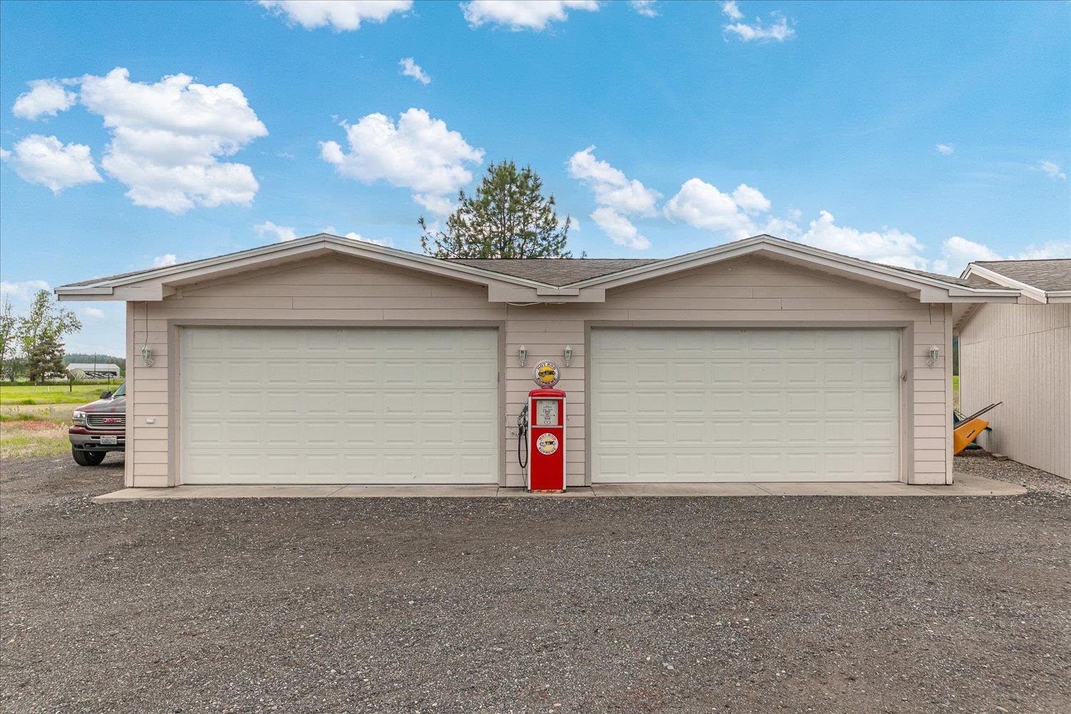 20211 N Austin Rd - Photo 4