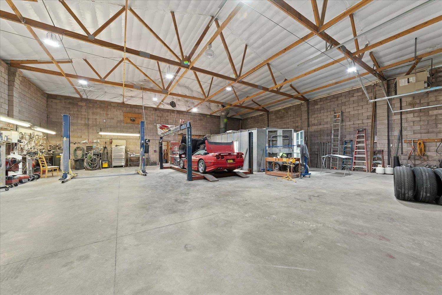 20211 N Austin Rd - Photo 46