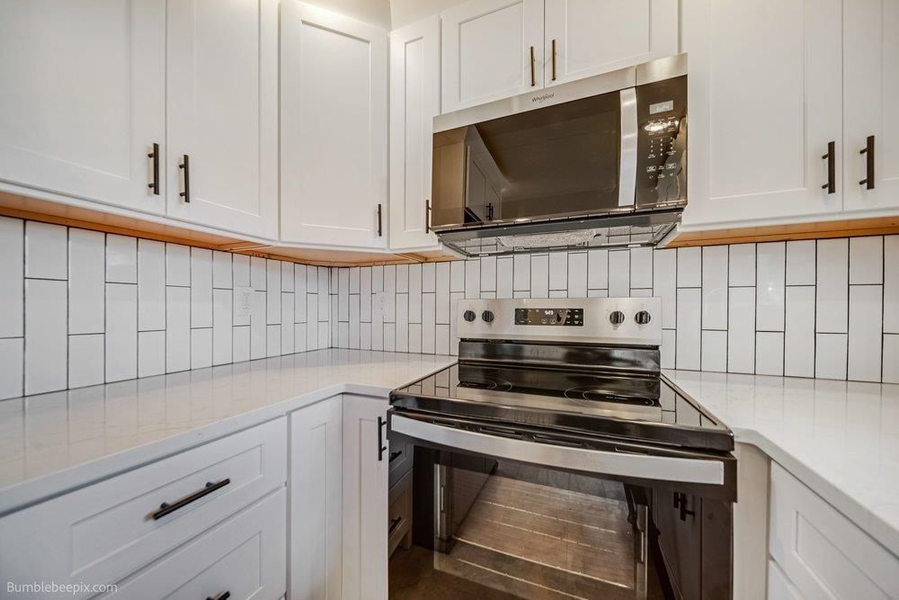 327 W 5th St - Photo 11