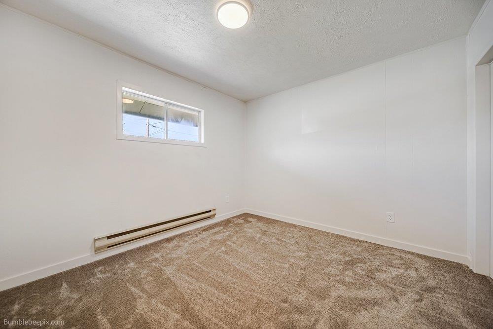 327 W 5th St - Photo 14