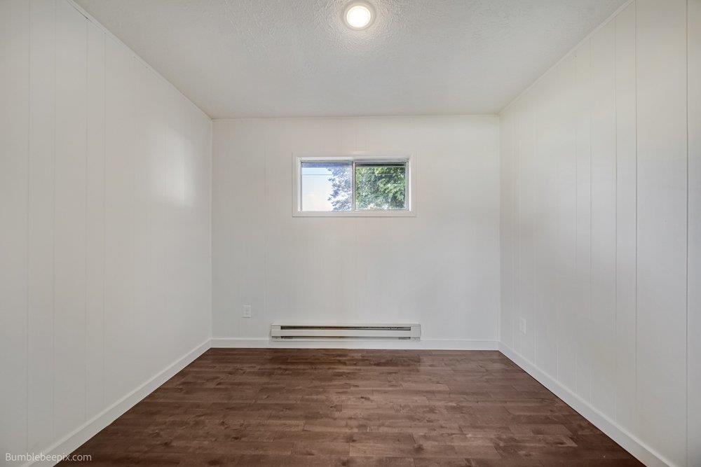 327 W 5th St - Photo 18