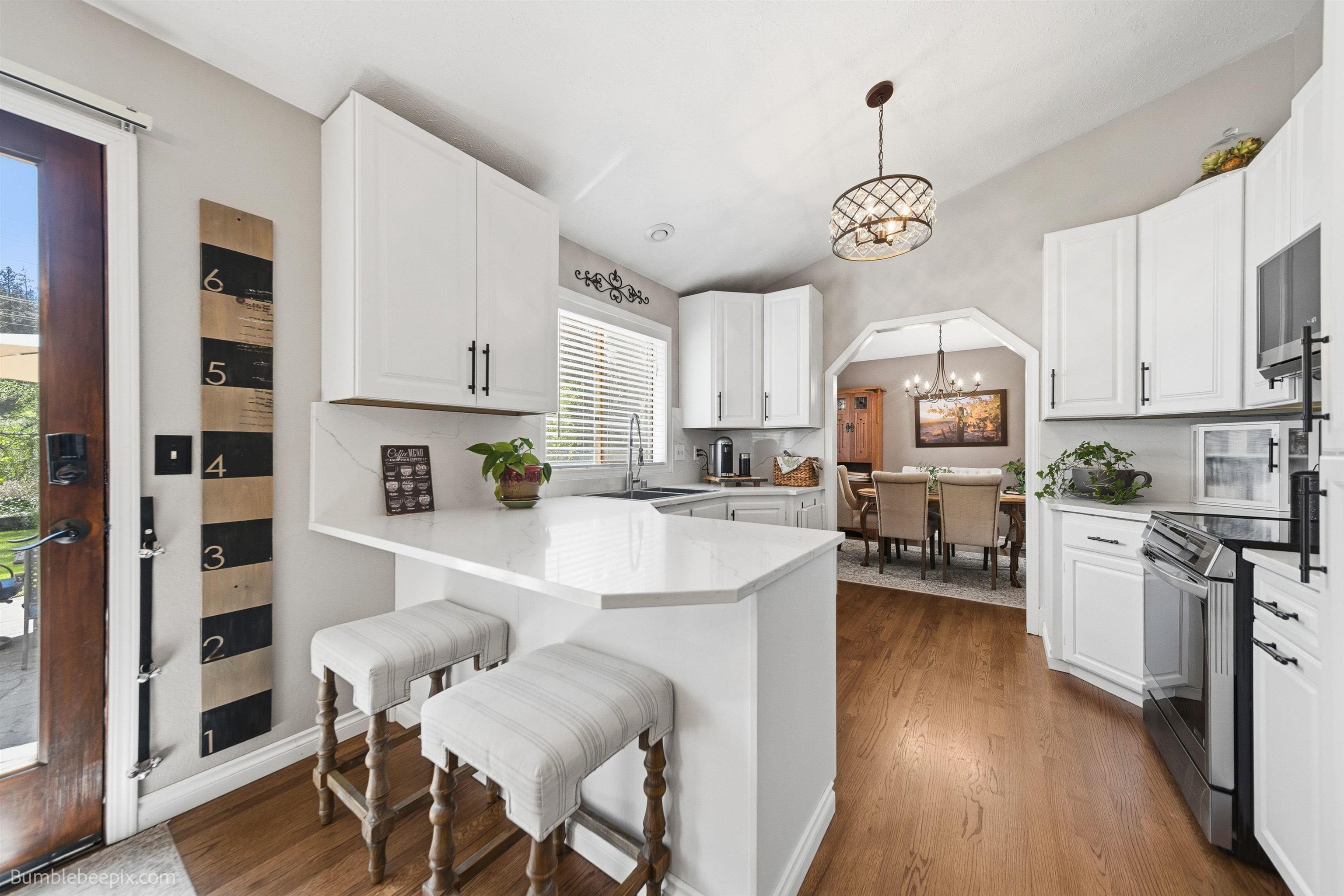 215 W Elcliff Ave - Photo 9