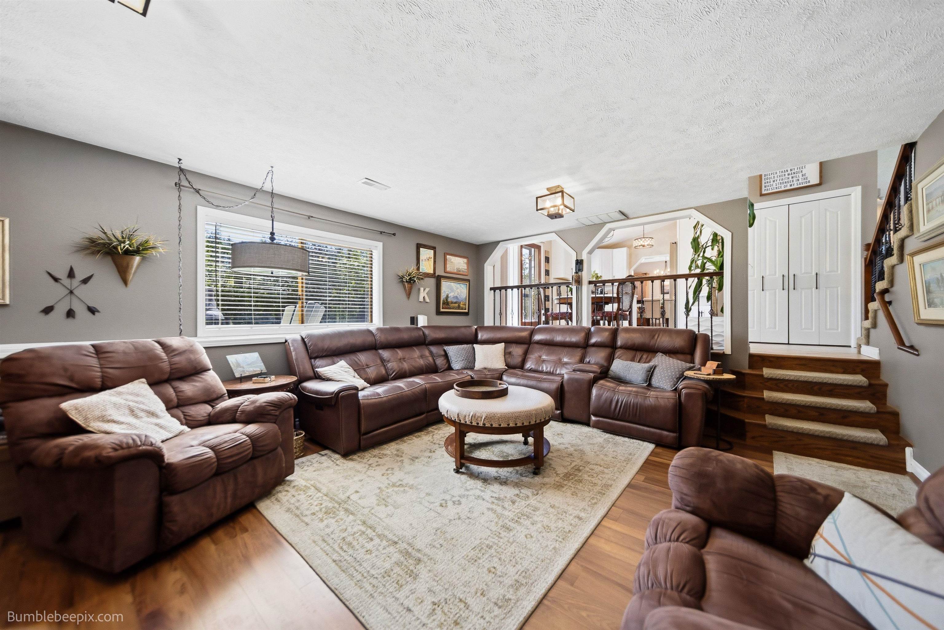 215 W Elcliff Ave - Photo 21