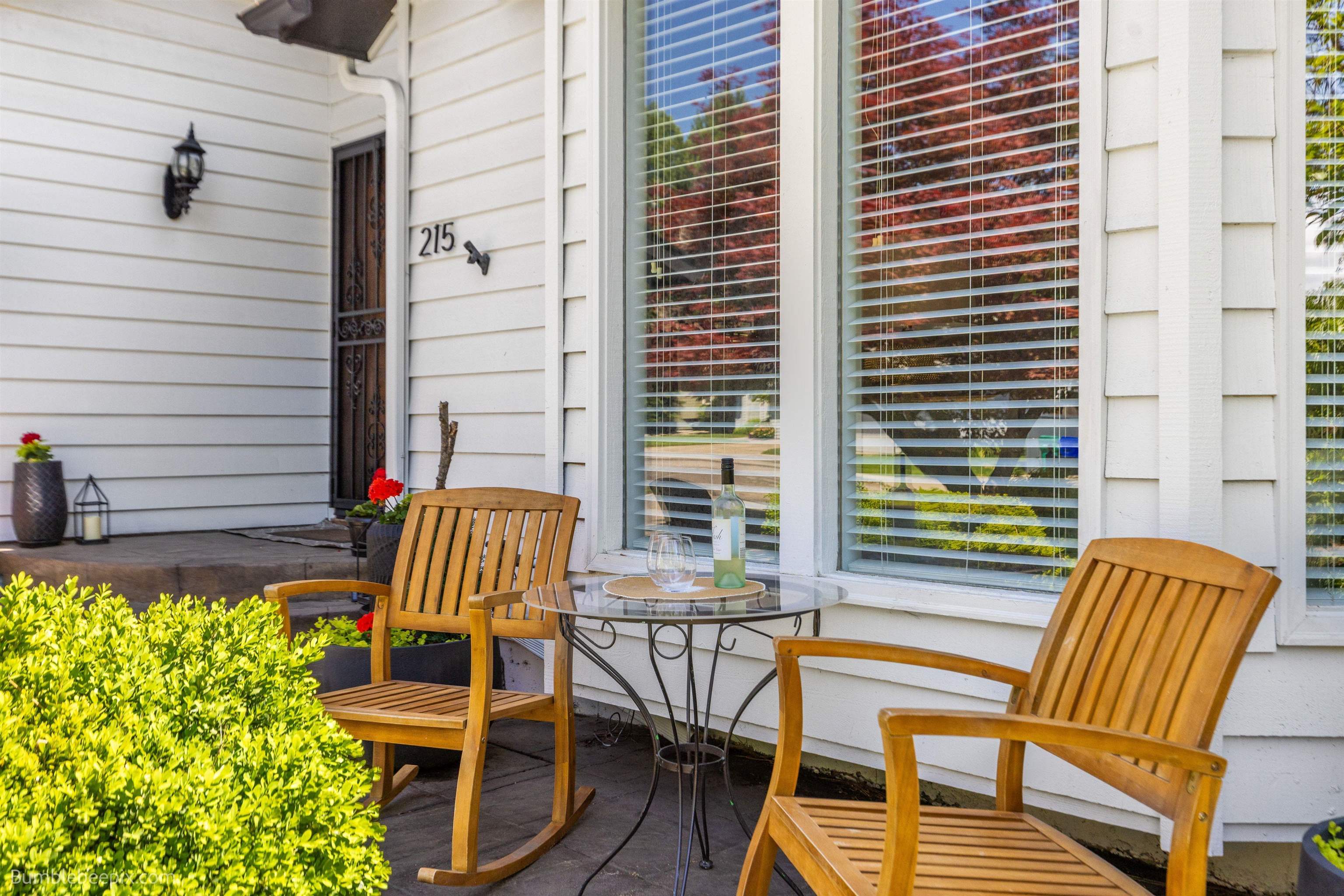 215 W Elcliff Ave - Photo 4
