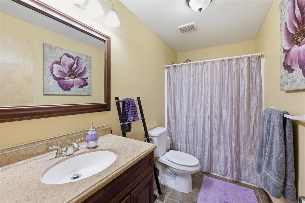 5861 Jergens Rd - Photo 22