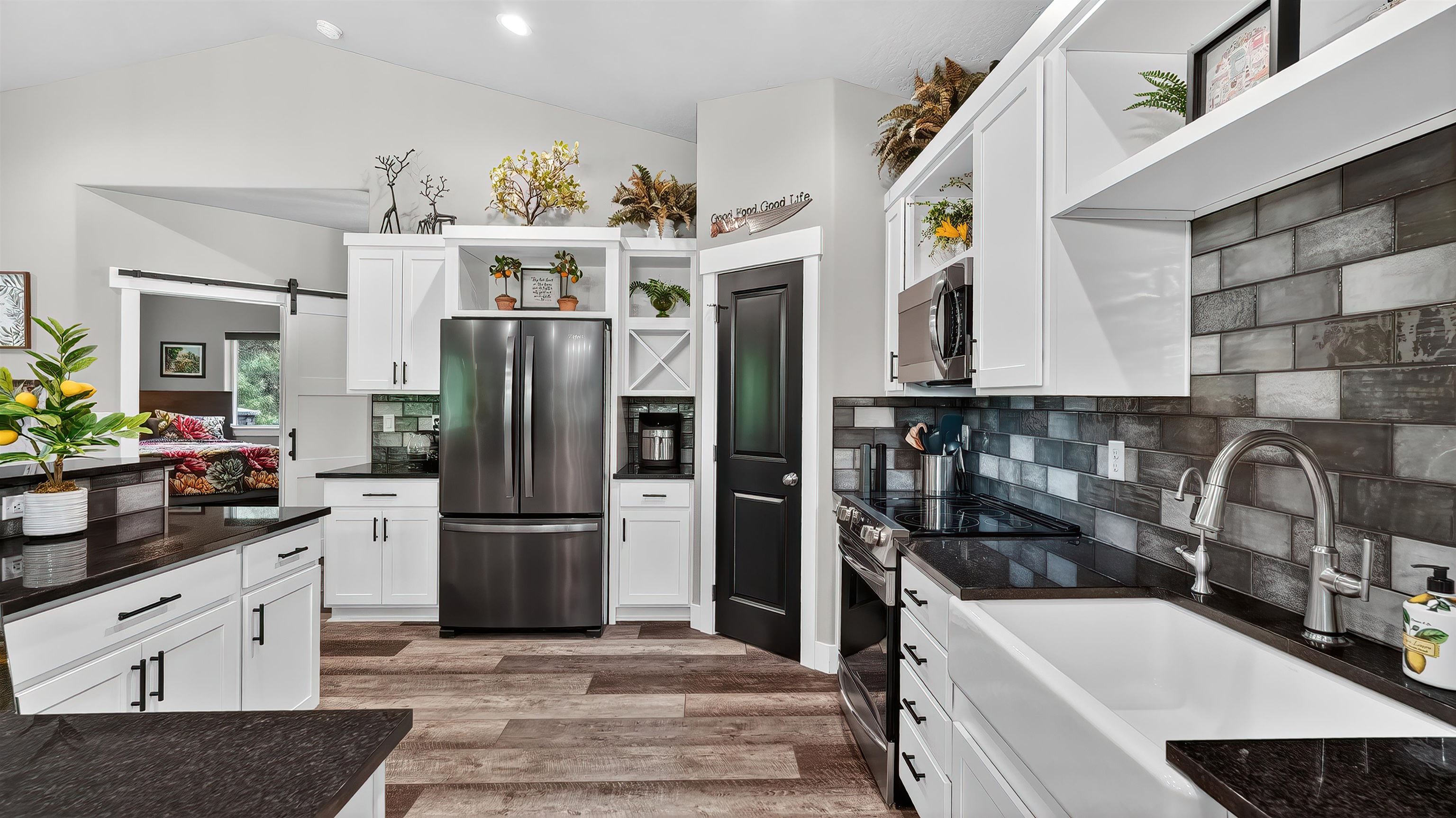 515 W Chattaroy Rd - Photo 11