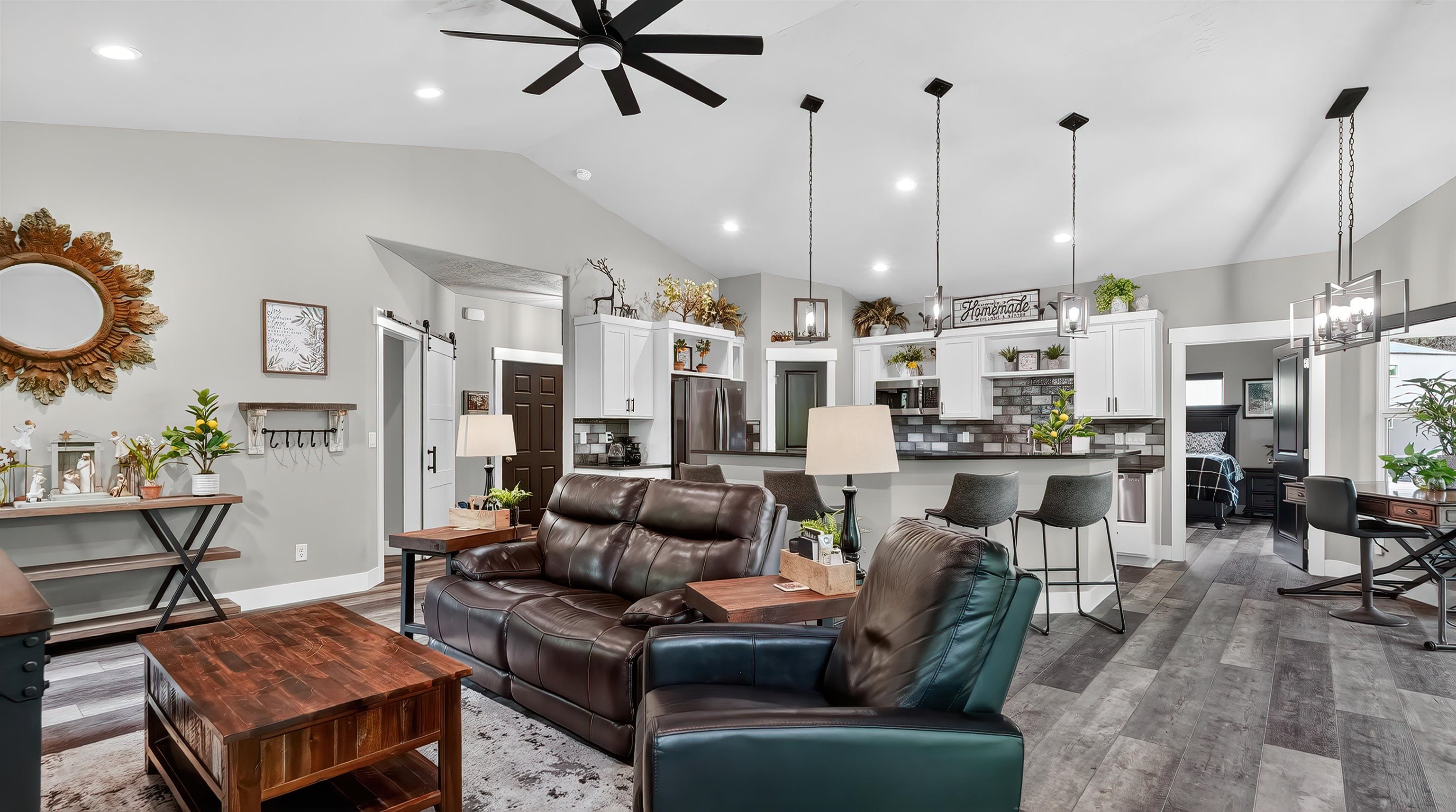 515 W Chattaroy Rd - Photo 14