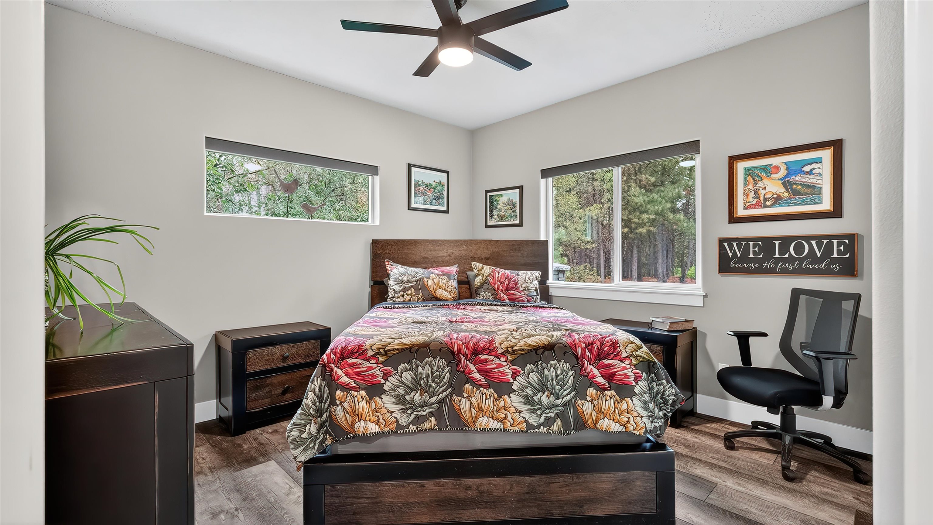 515 W Chattaroy Rd - Photo 20