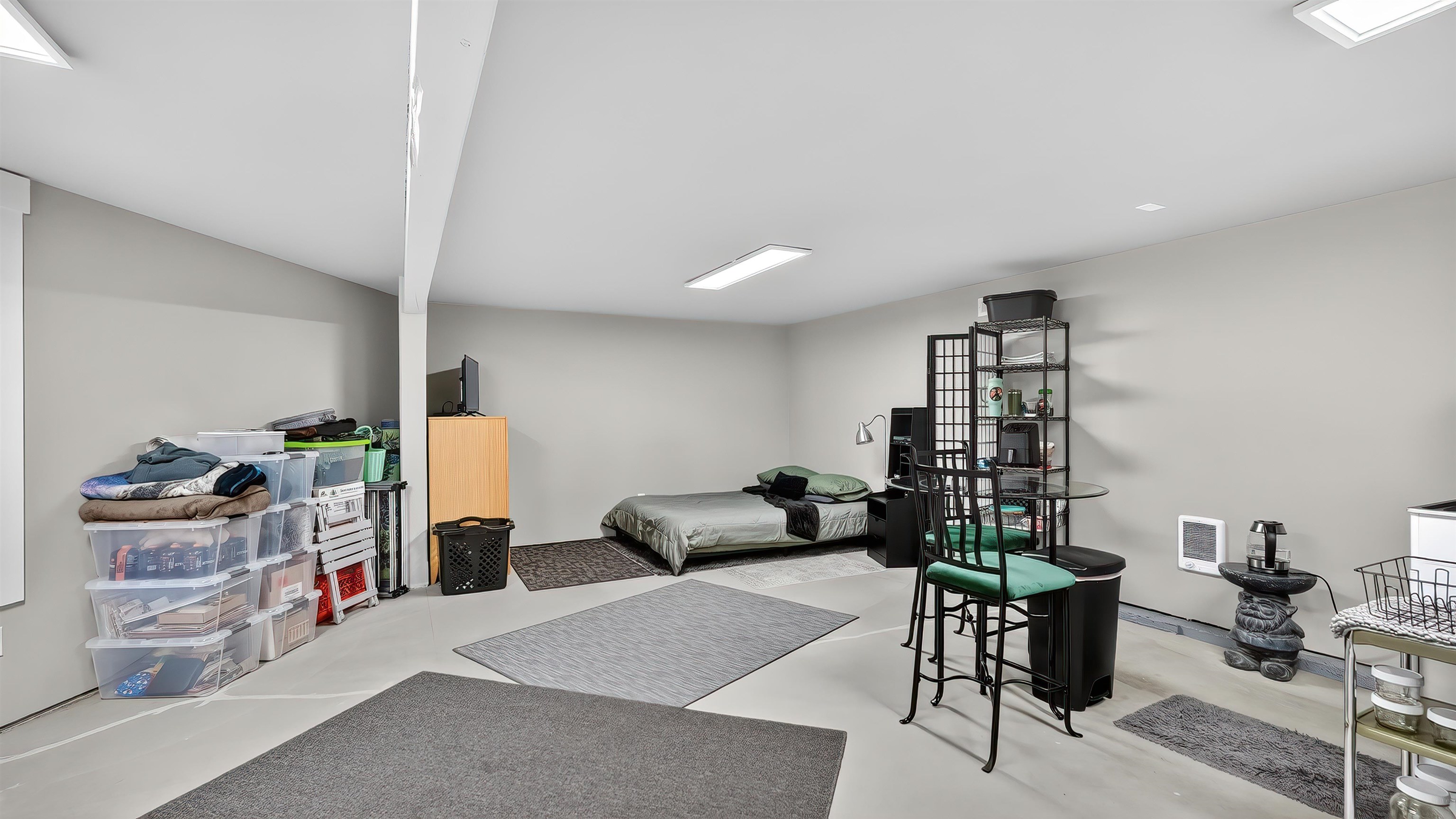 515 W Chattaroy Rd - Photo 29