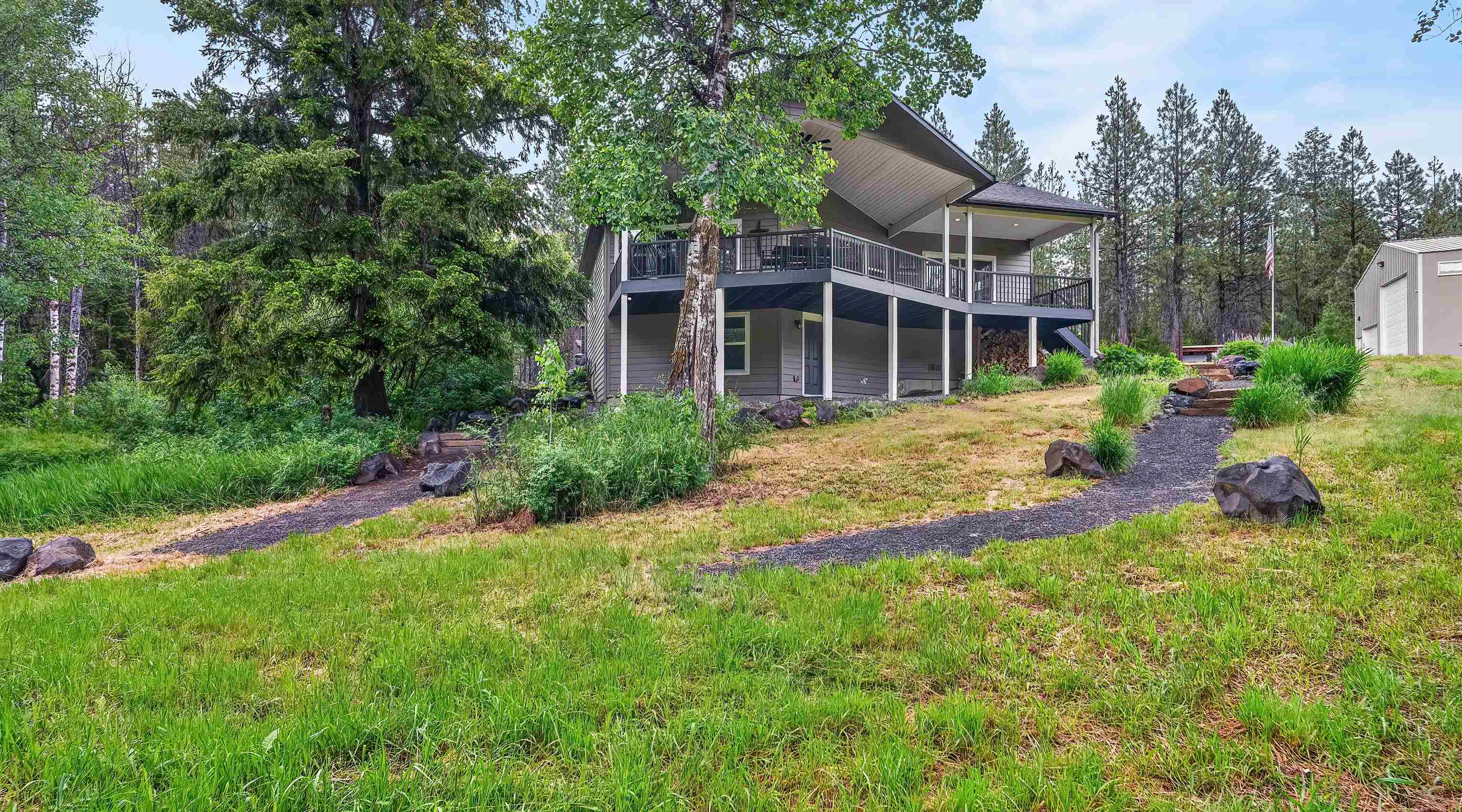 515 W Chattaroy Rd - Photo 35