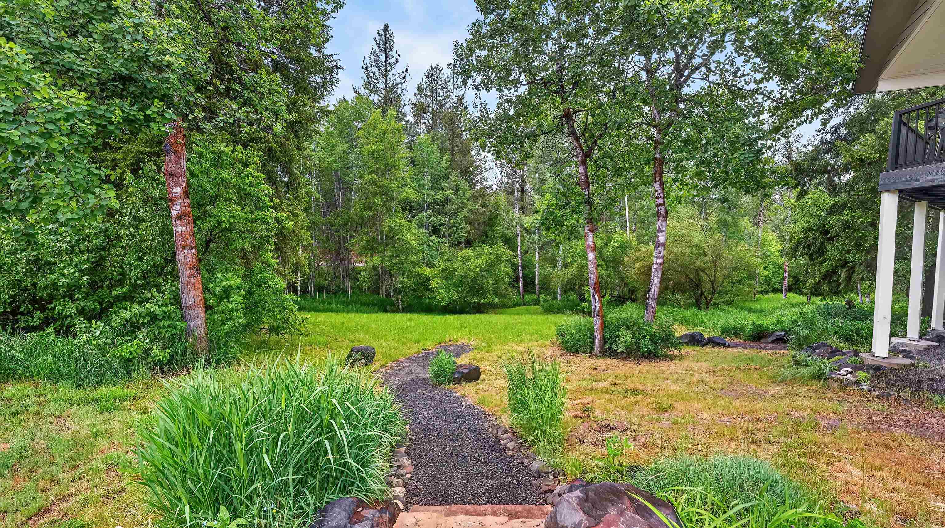 515 W Chattaroy Rd - Photo 36
