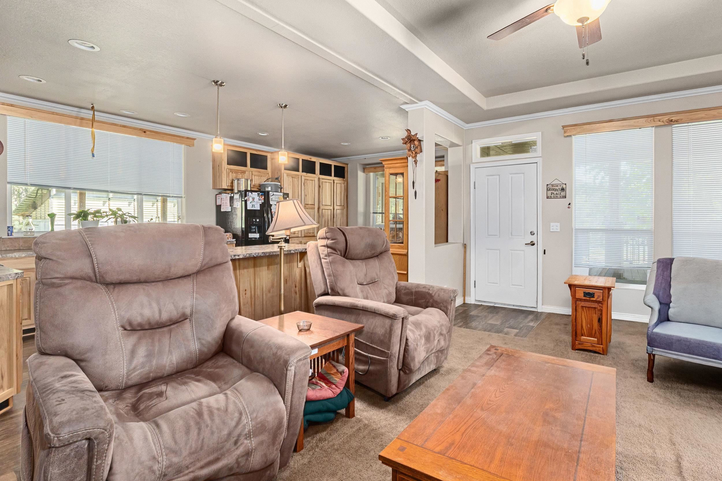 614 Hegney Way - Photo 7
