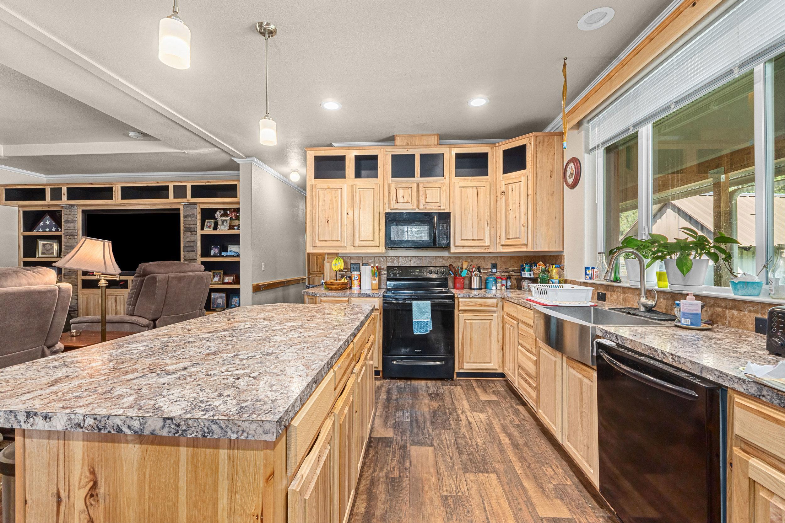 614 Hegney Way - Photo 9