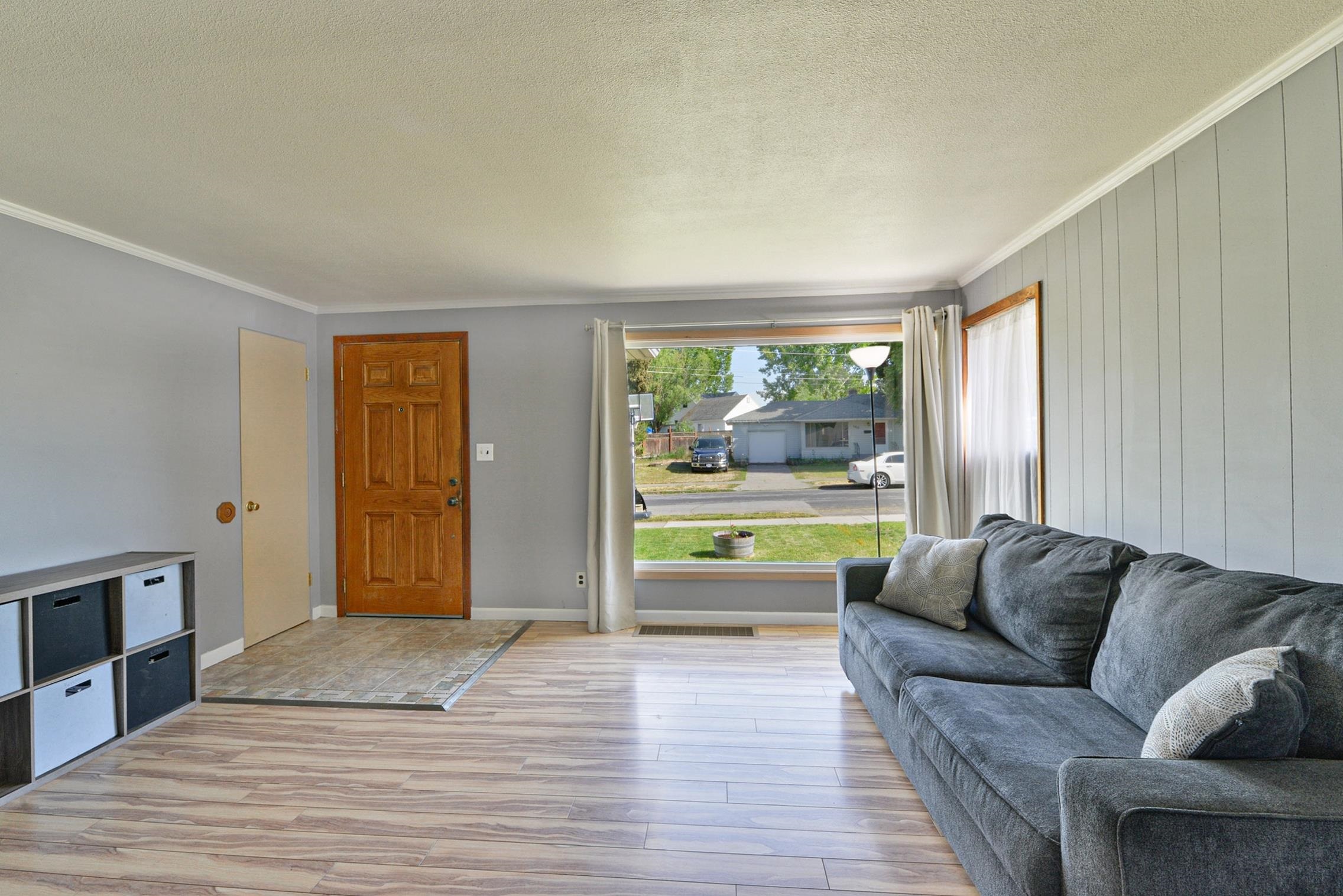 5925 N Ridgeview Pl - Photo 3