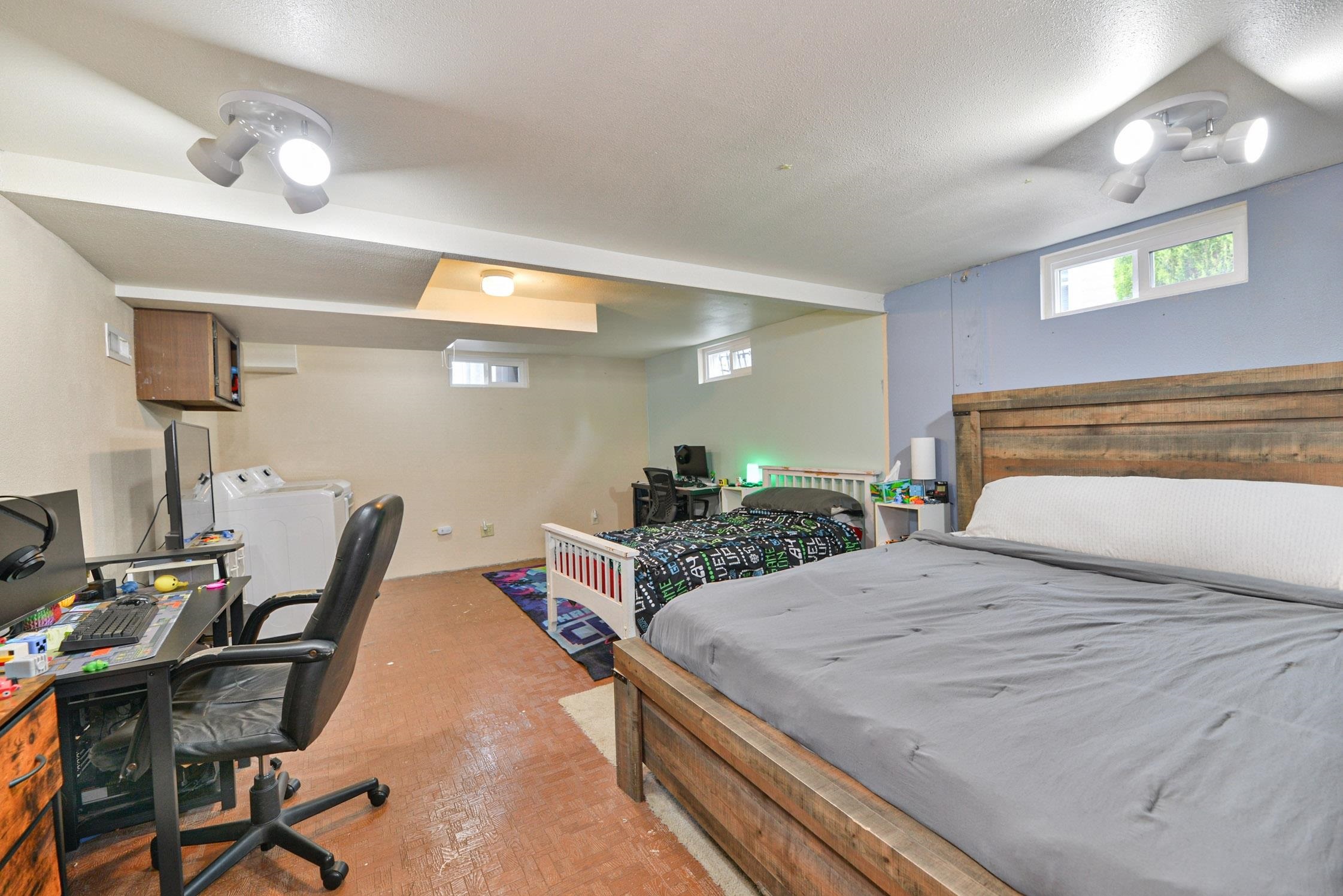 5925 N Ridgeview Pl - Photo 12