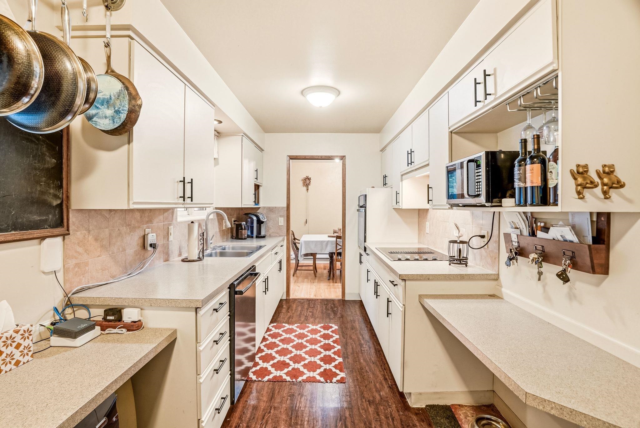 735 Clover St - Photo 8