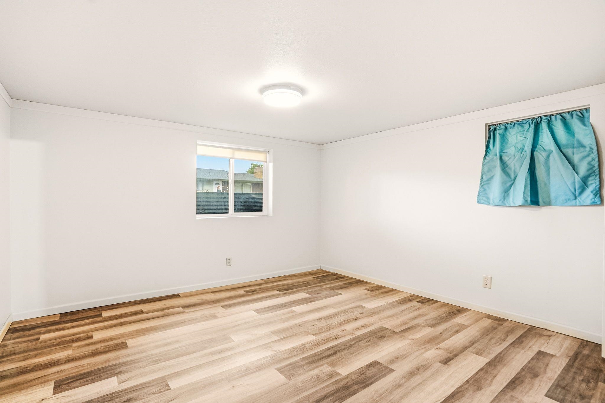 735 Clover St - Photo 16