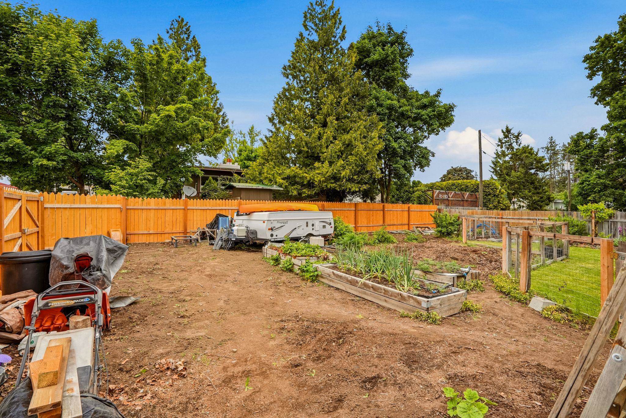 735 Clover St - Photo 29