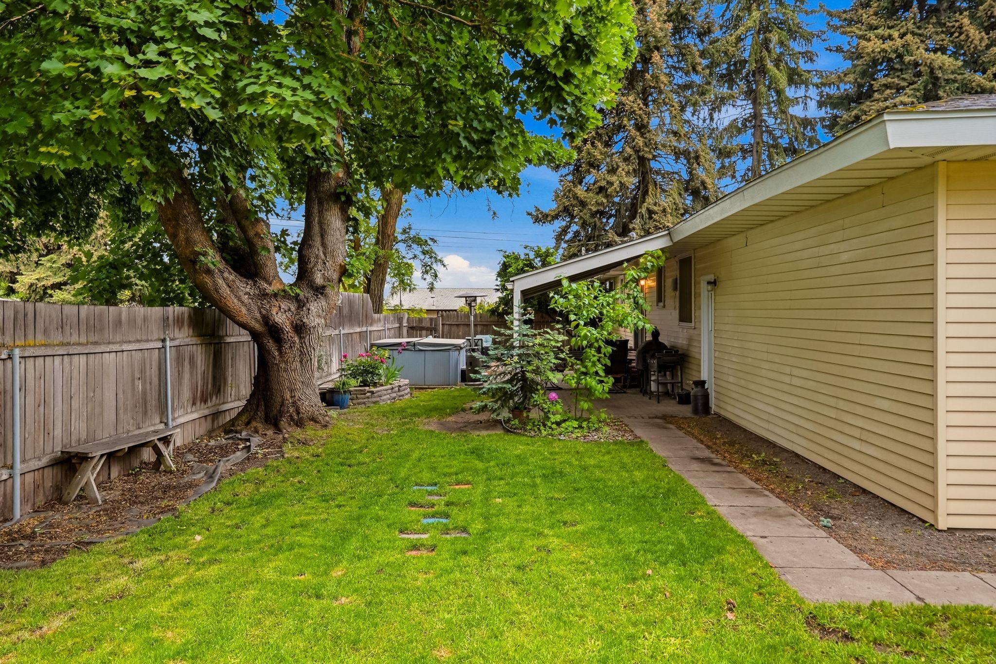 735 Clover St - Photo 32