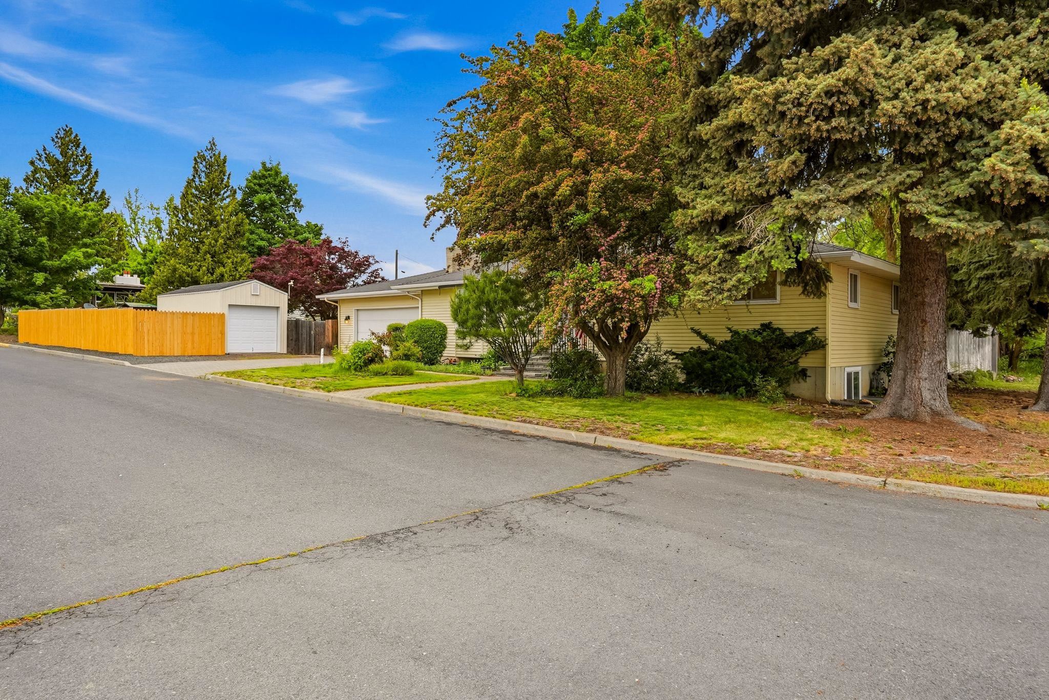 735 Clover St - Photo 37