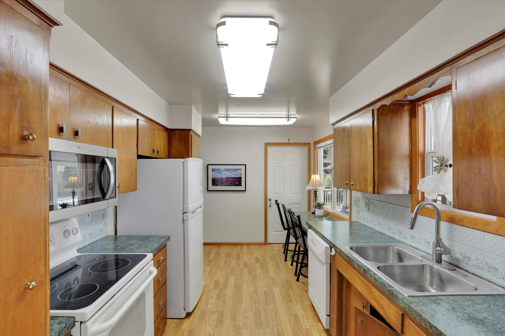 3708 S Napa St - Photo 9