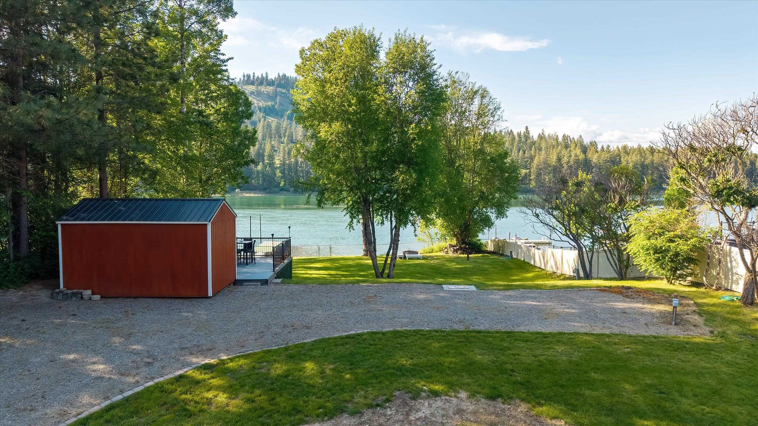 441 Dilling Dr - Photo 1
