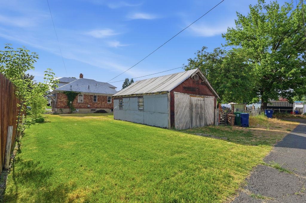 4118 N Howard St - Photo 25