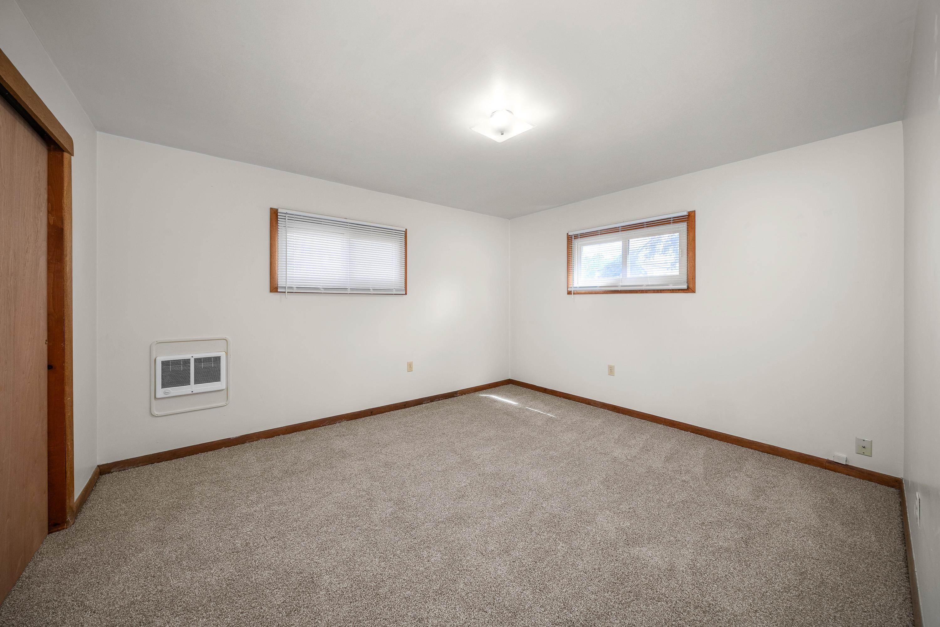 11216 E 4th Ave - Photo 5
