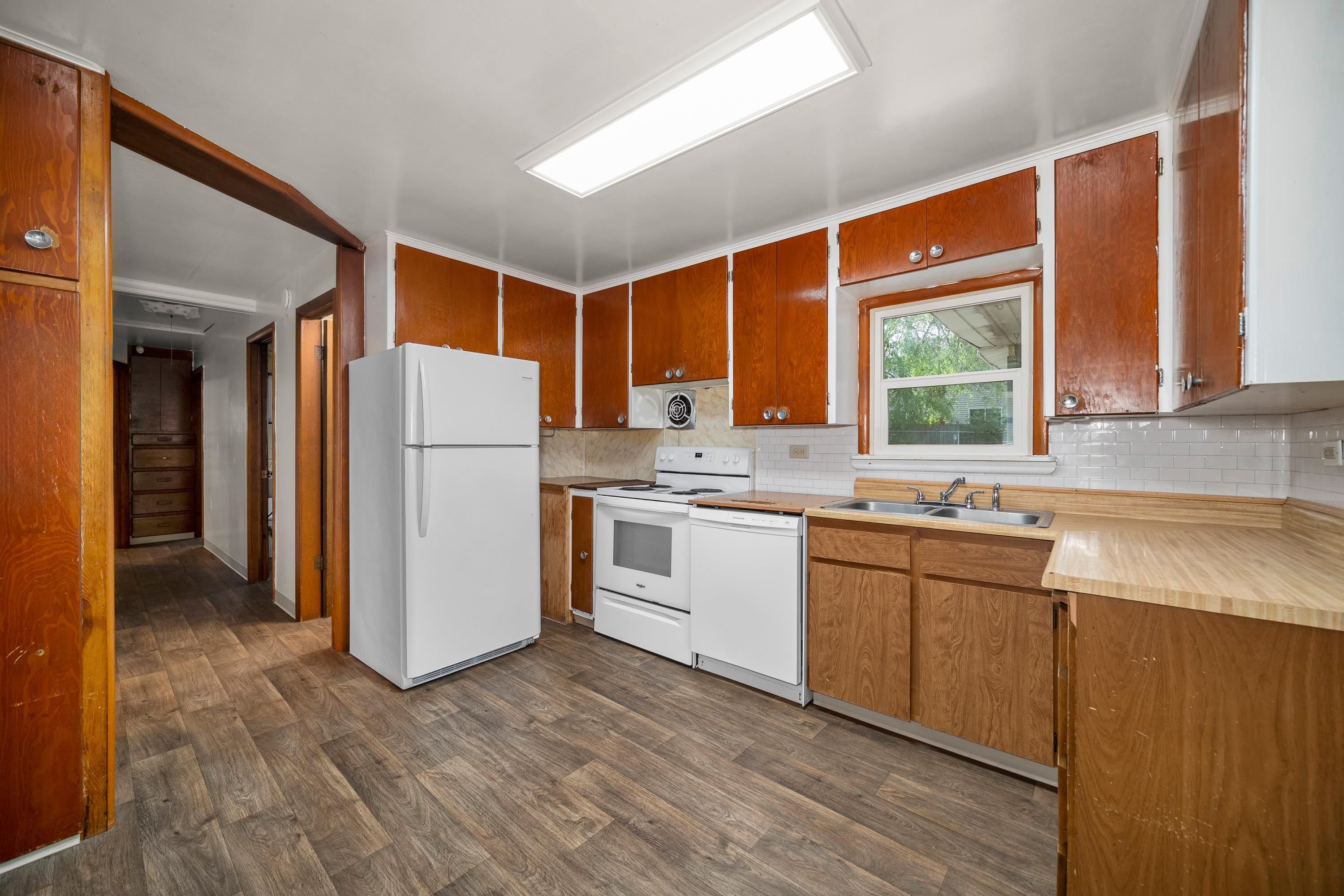 11216 E 4th Ave - Photo 6