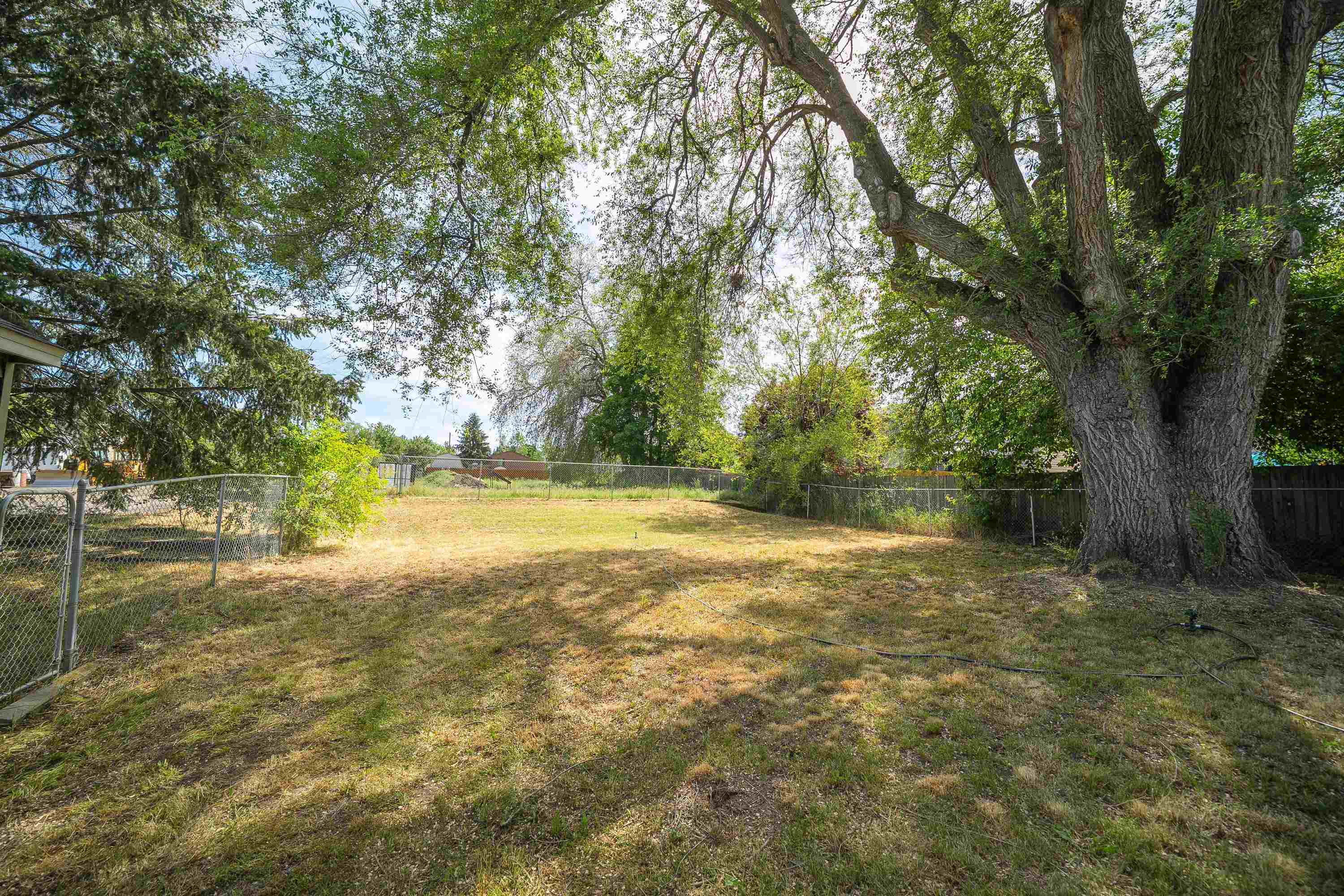 11216 E 4th Ave - Photo 10