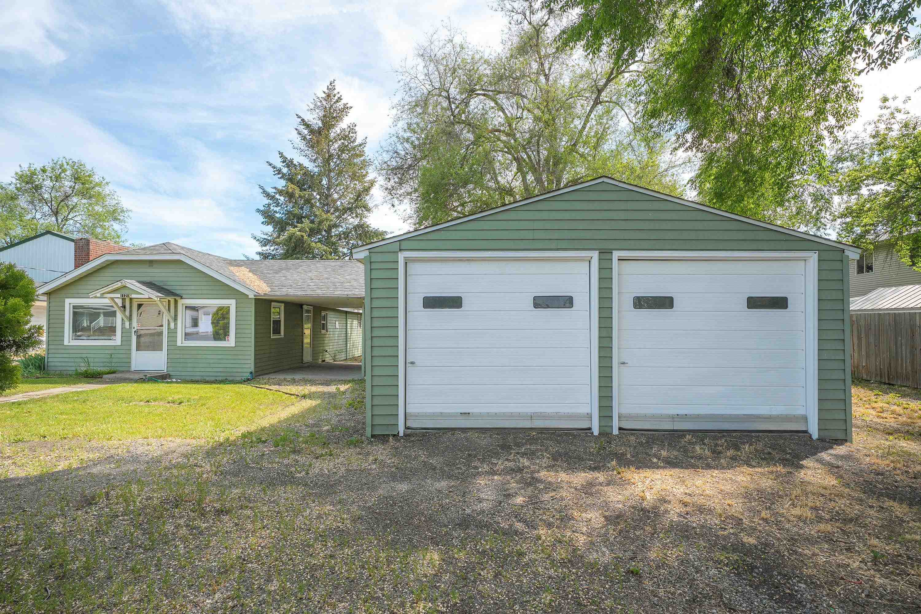 11216 E 4th Ave - Photo 15