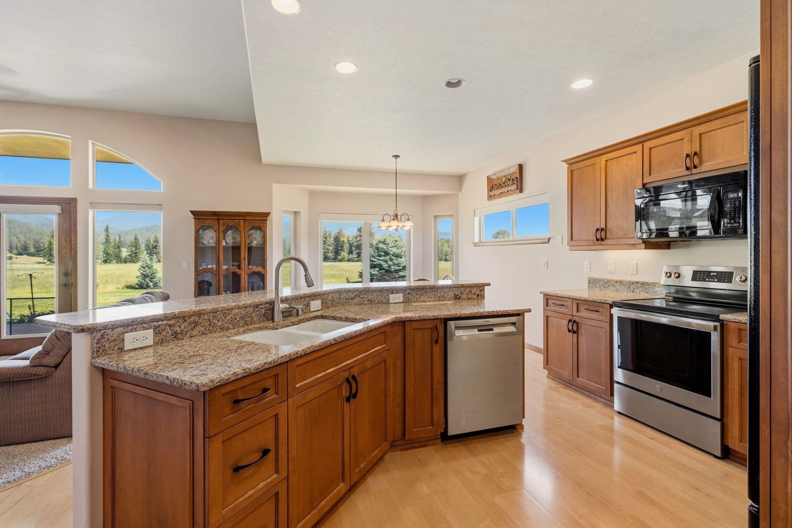 2338 Dutchman Way - Photo 17